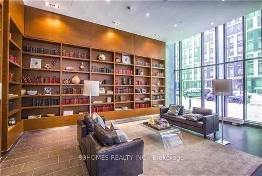 170 Fort York Boulevard, #513