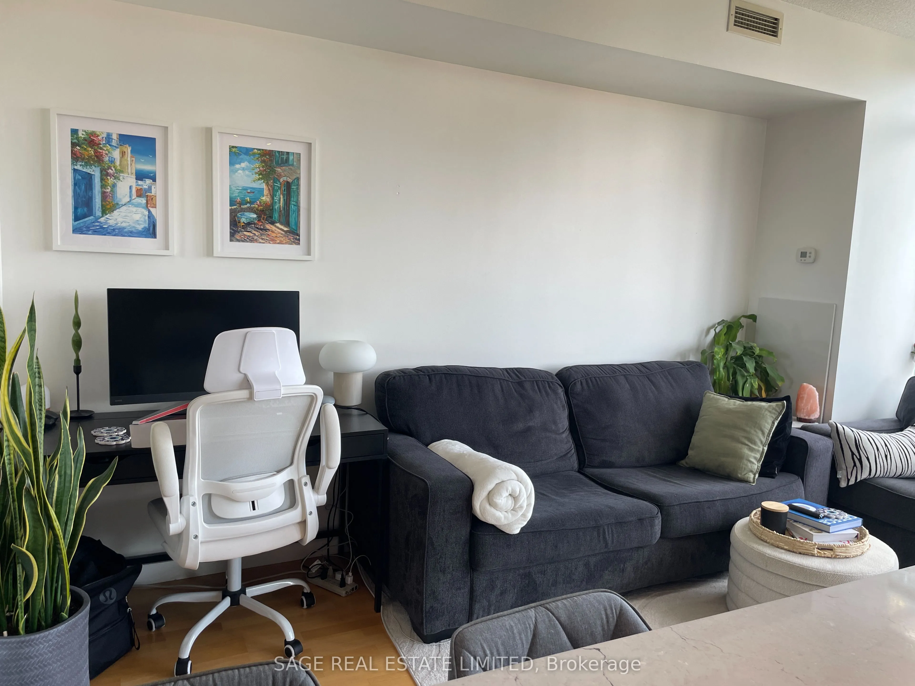 281 Mutual Street, #2107