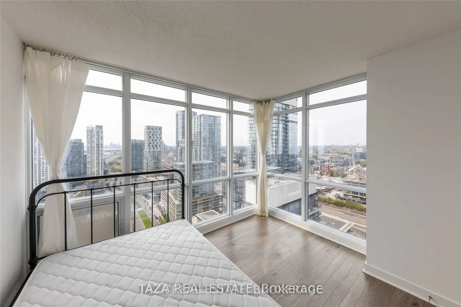 15 Fort York Boulevard N, #3503