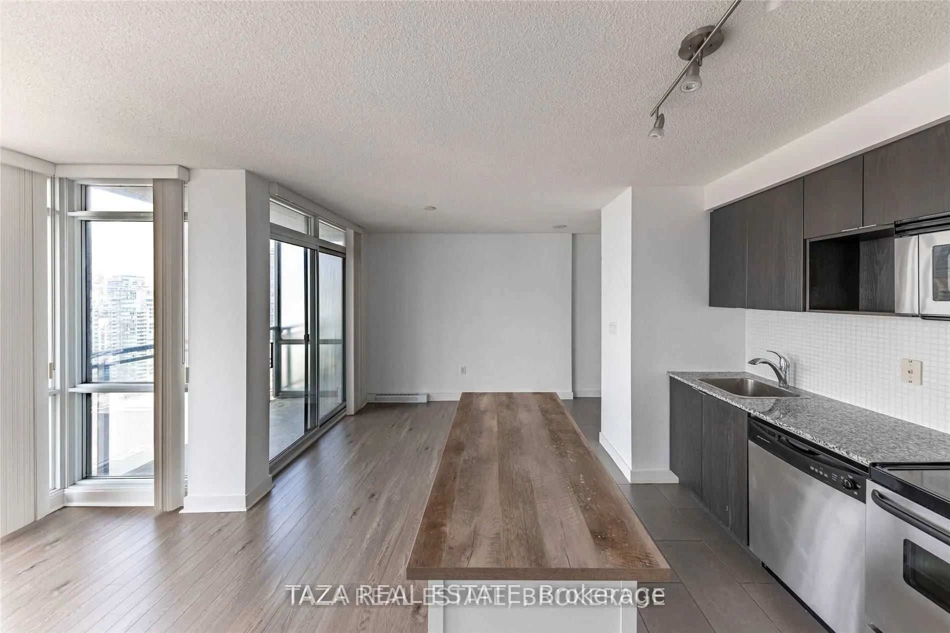 15 Fort York Boulevard N, #3503
