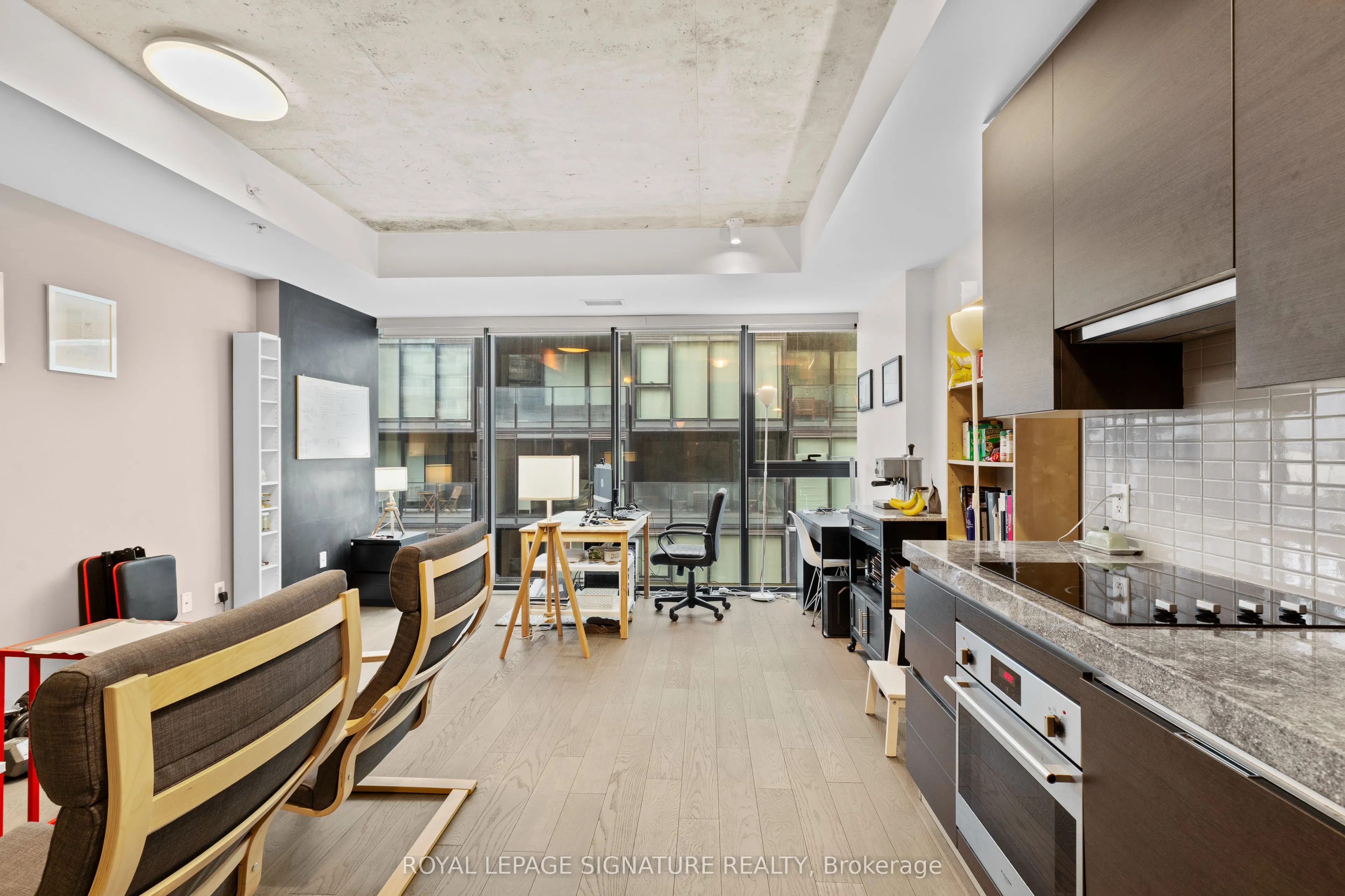 38 Stewart Street, #406