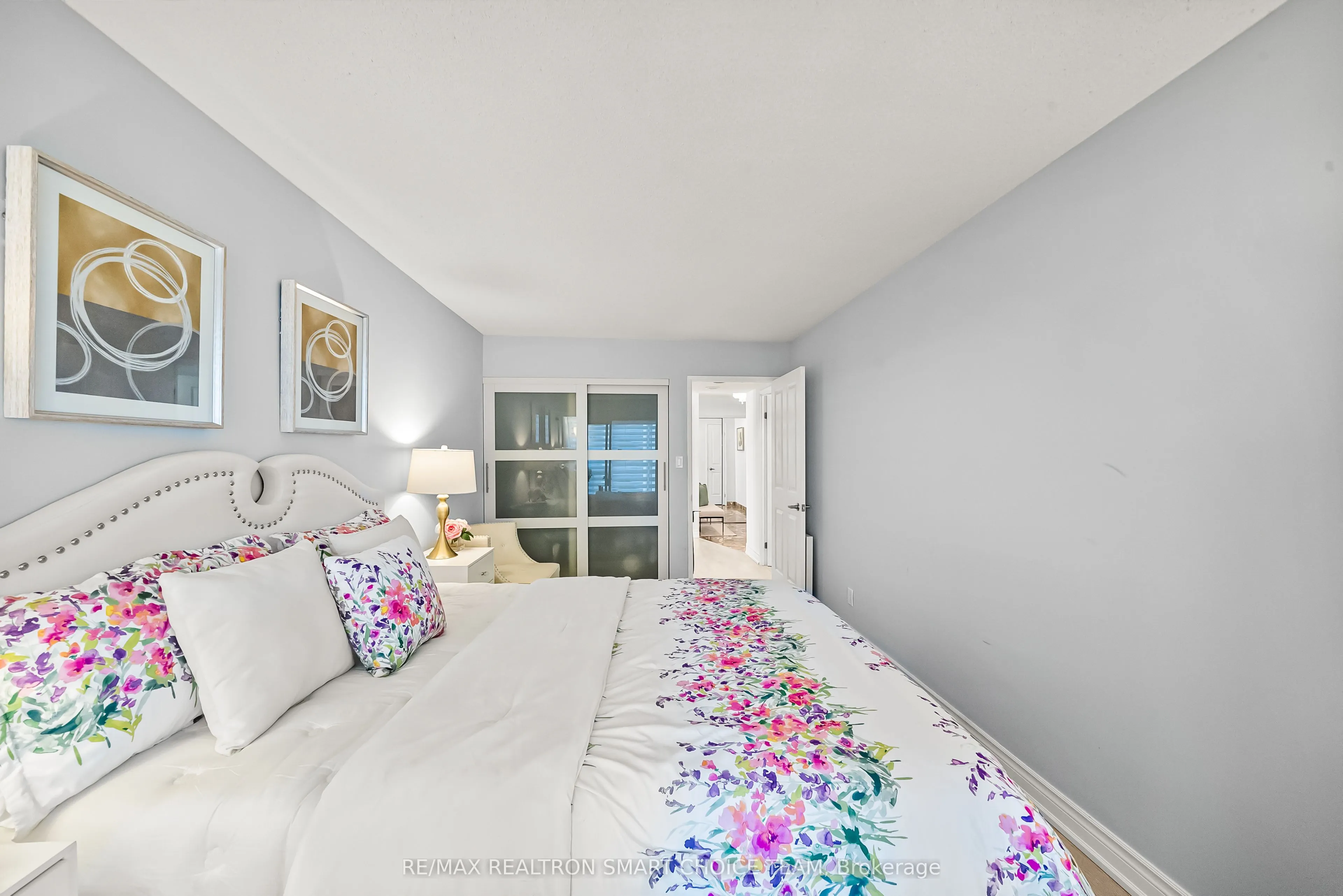 28 Hollywood Avenue, #1211