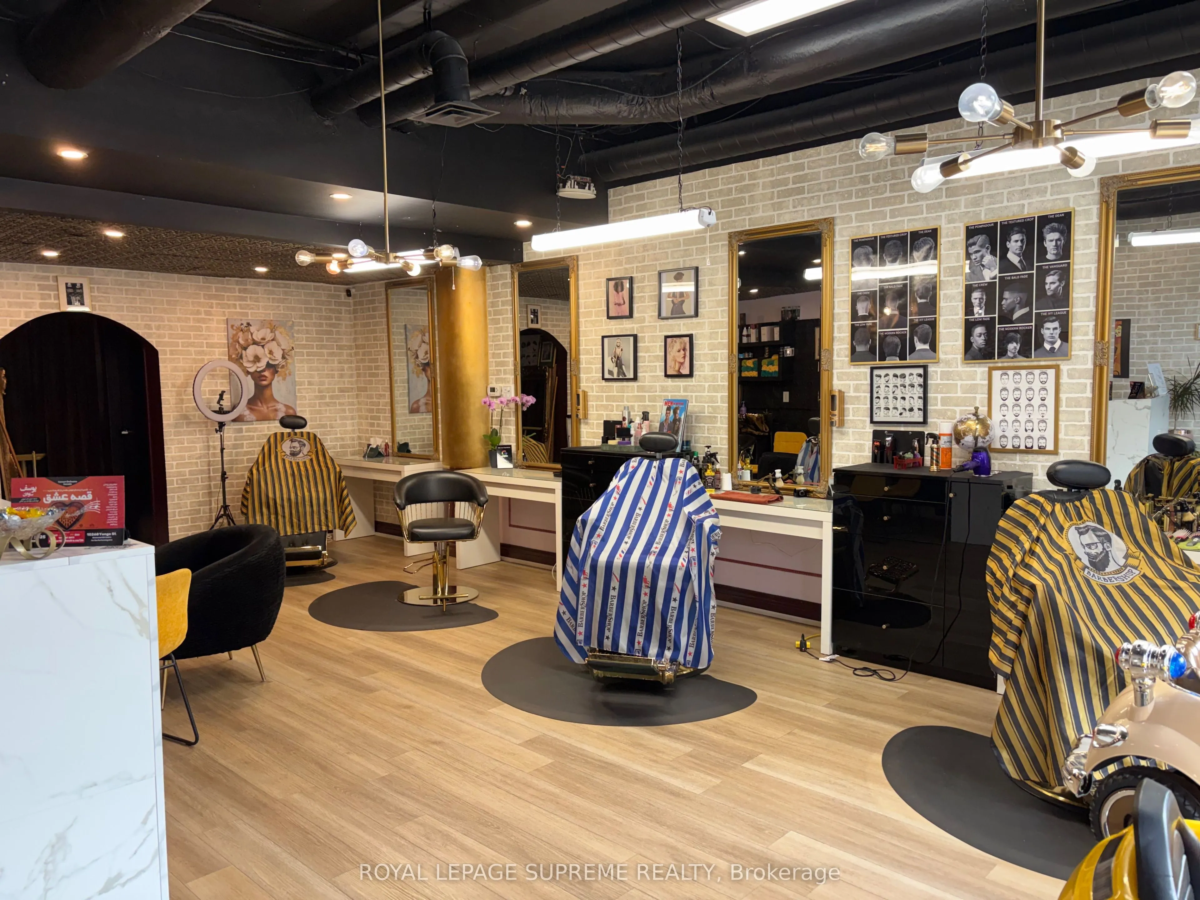 2721 Yonge Street