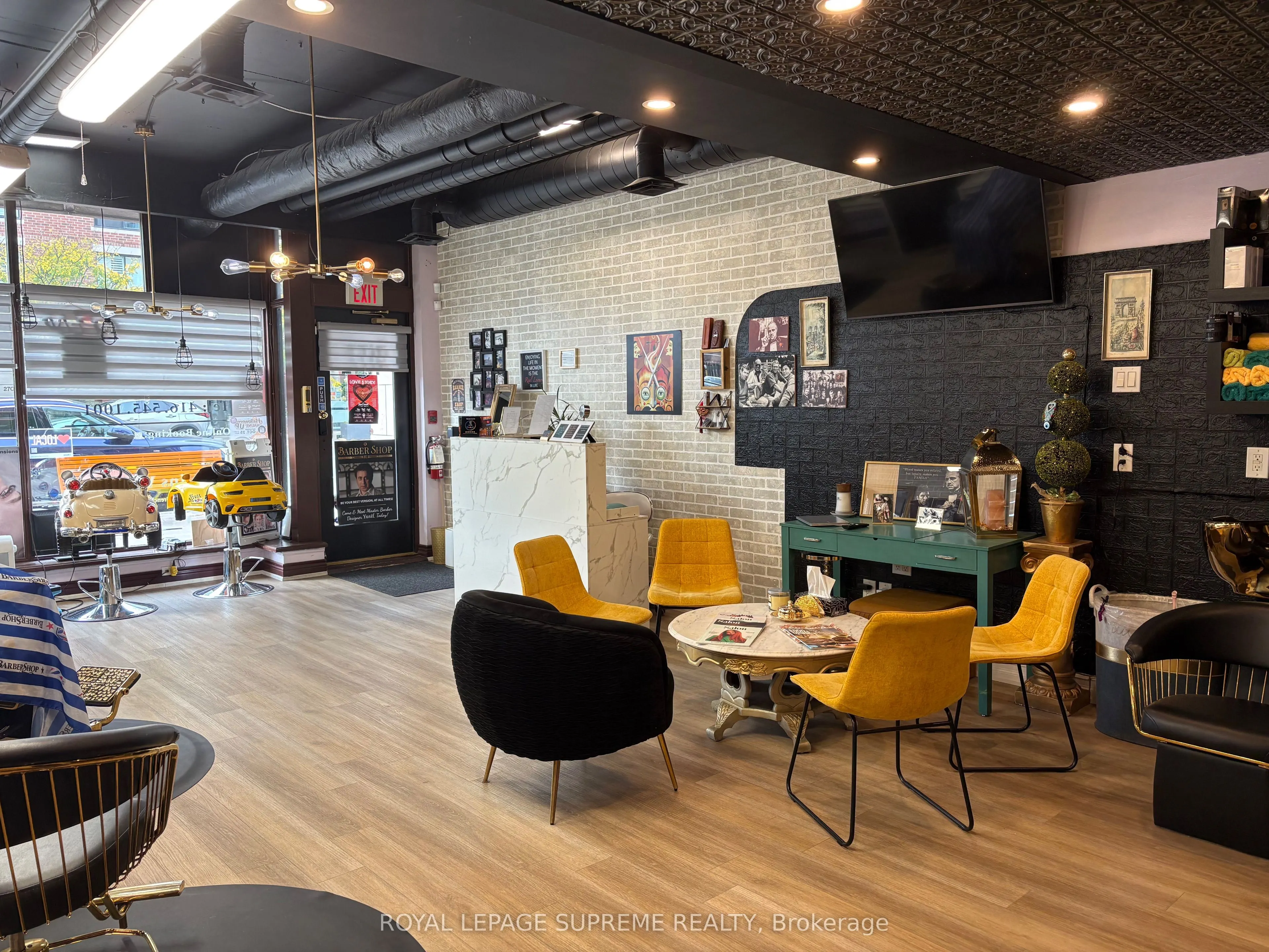 2721 Yonge Street