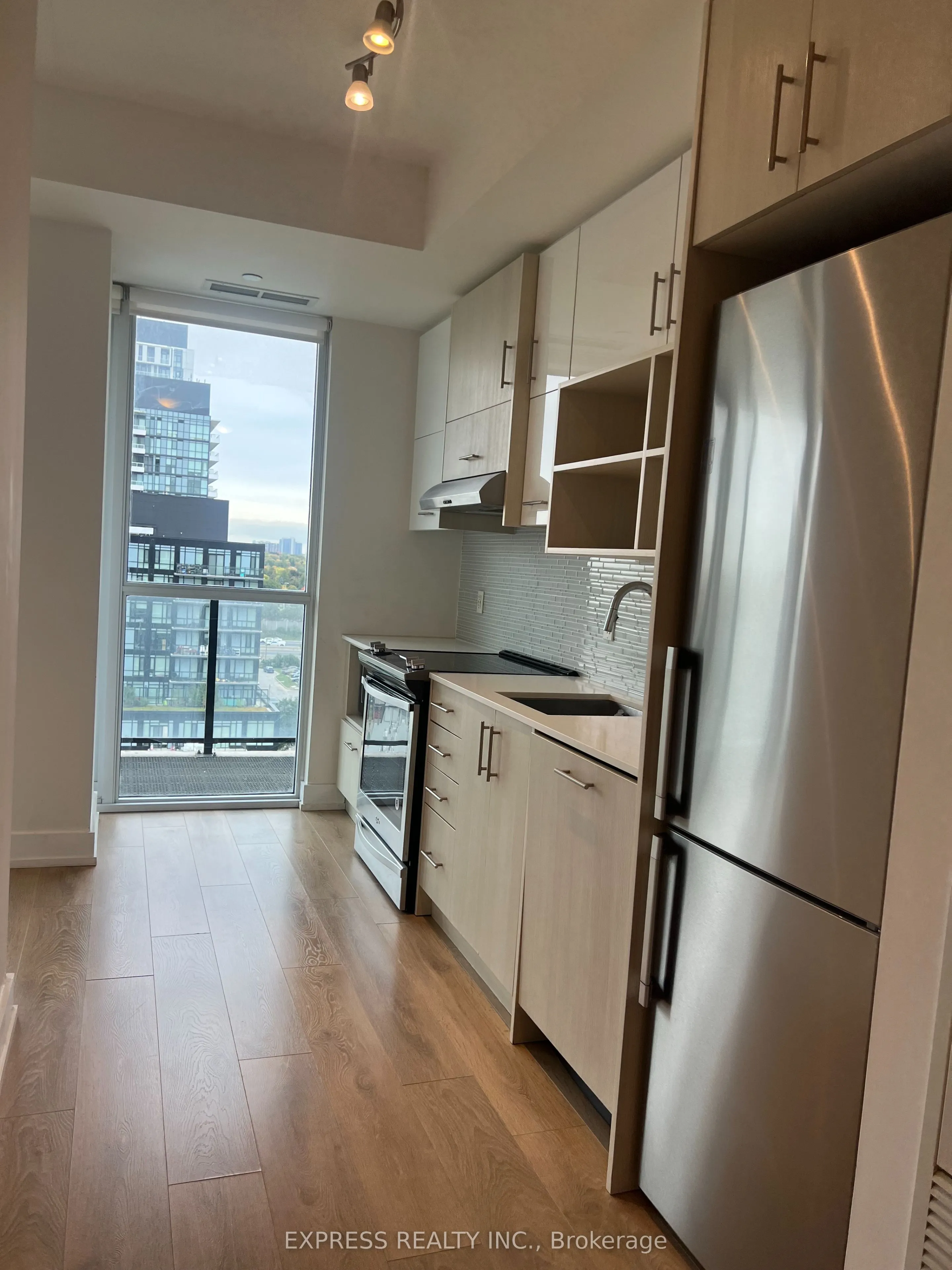 150 Fairview Mall Drive, #1109