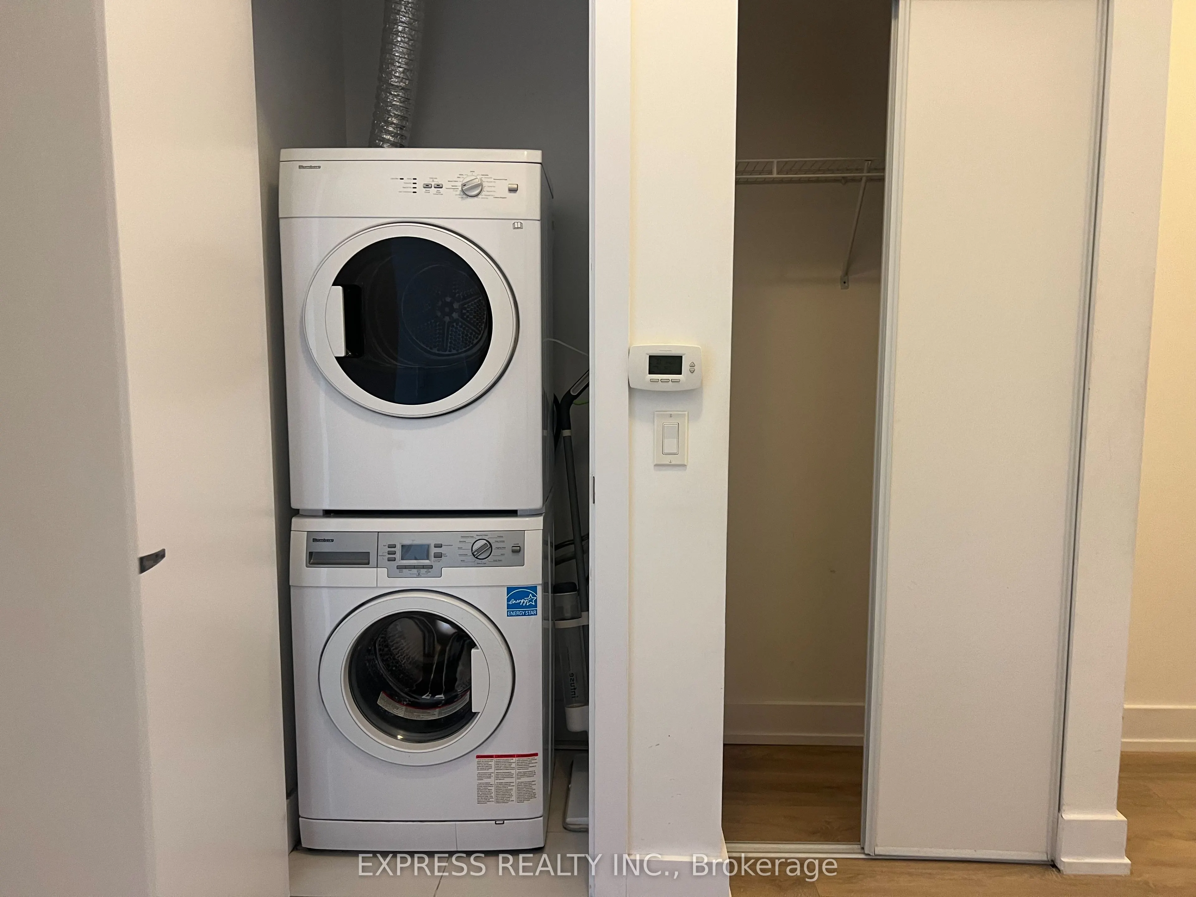 150 Fairview Mall Drive, #1109