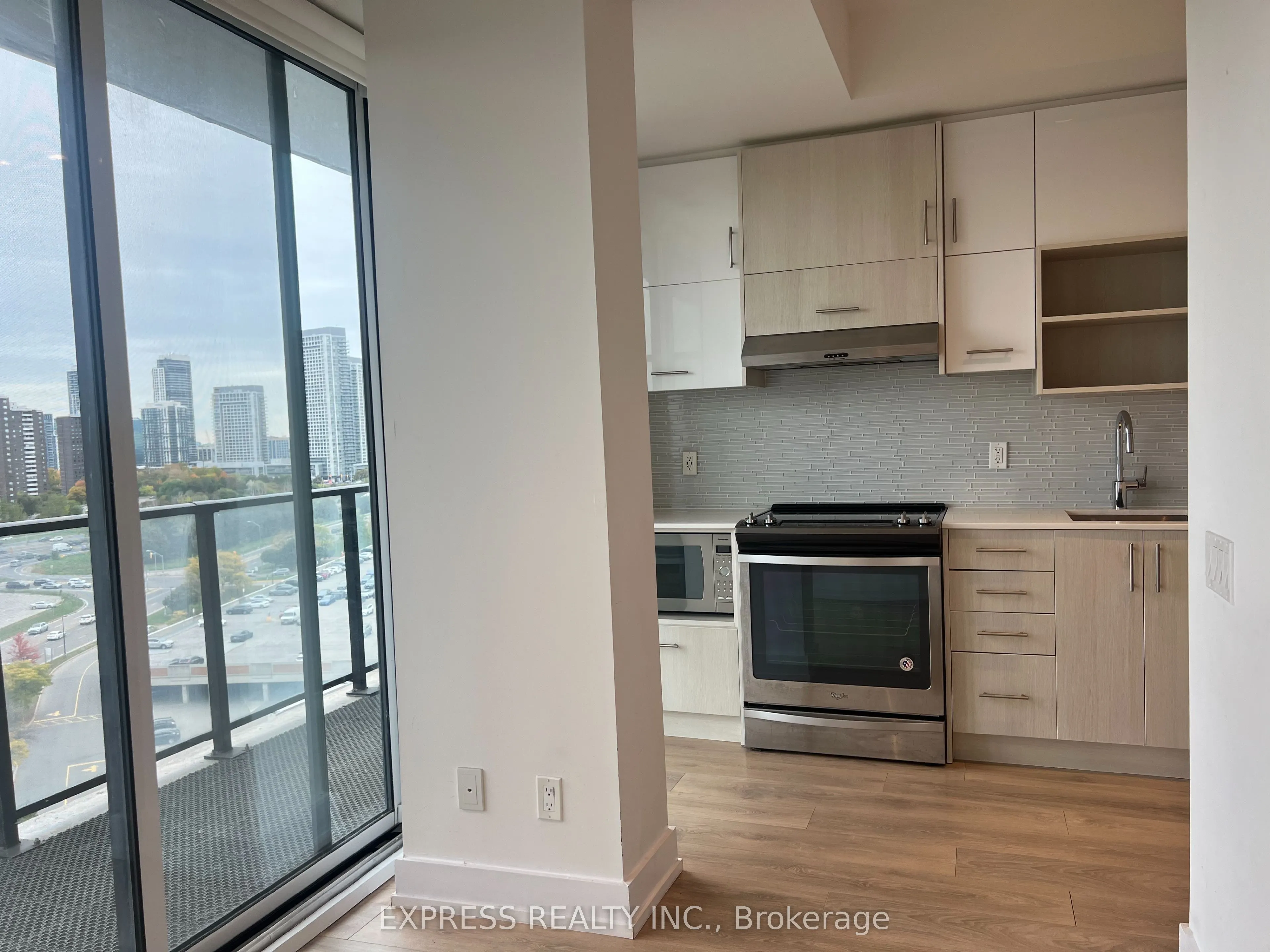 150 Fairview Mall Drive, #1109