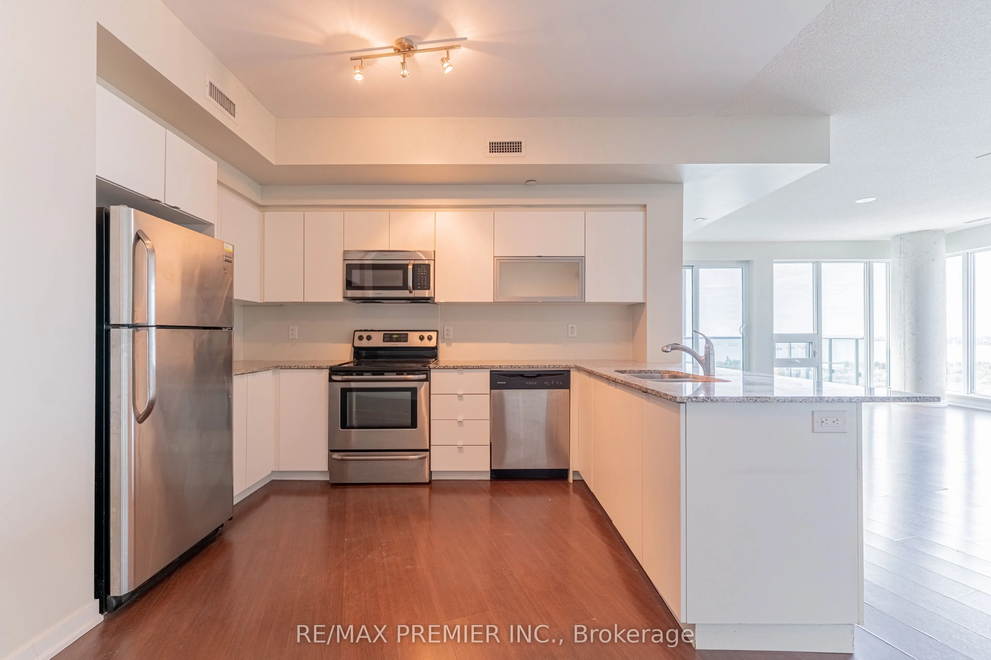 150 East Liberty Street, #2710