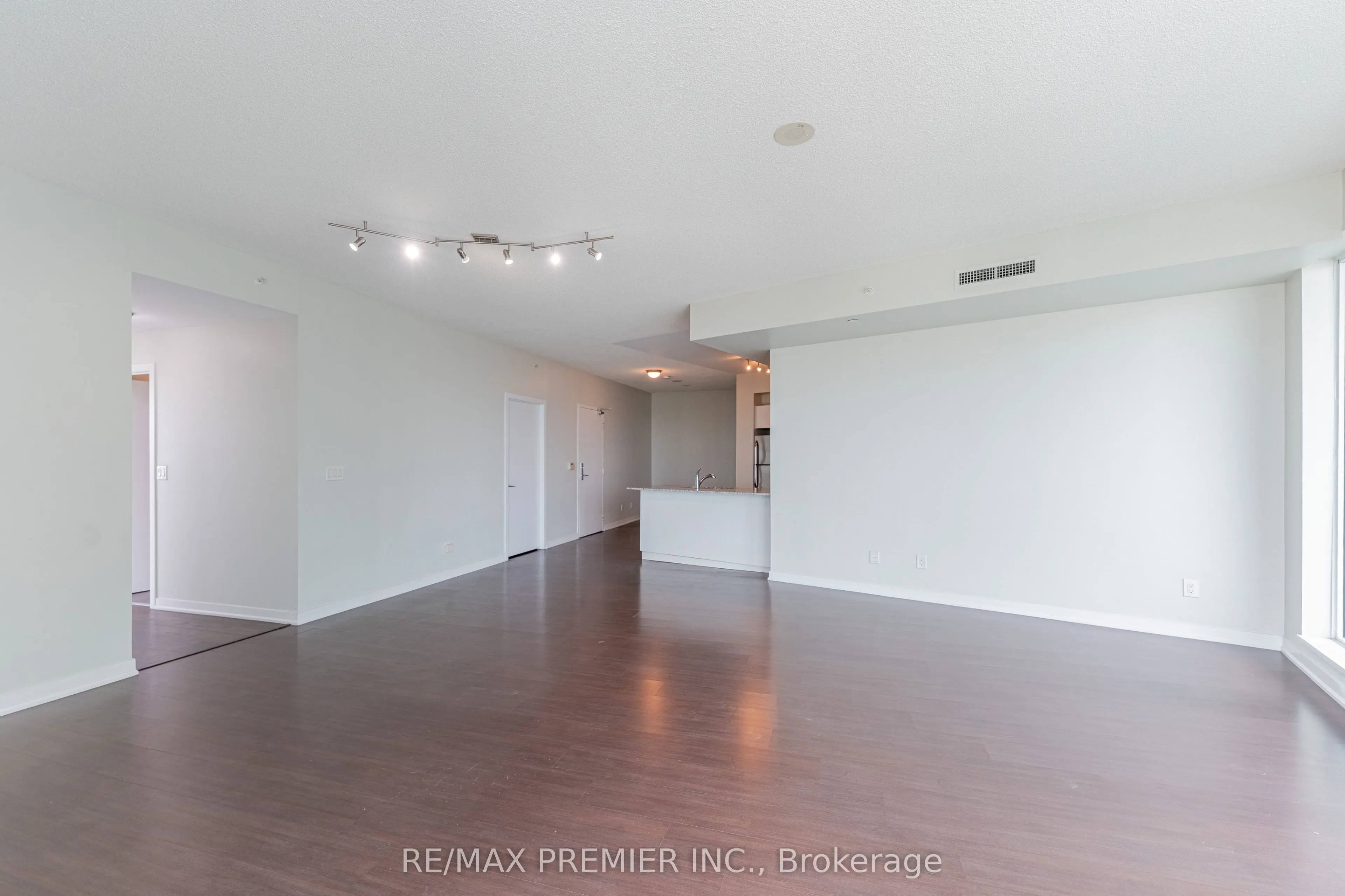 150 East Liberty Street, #2710