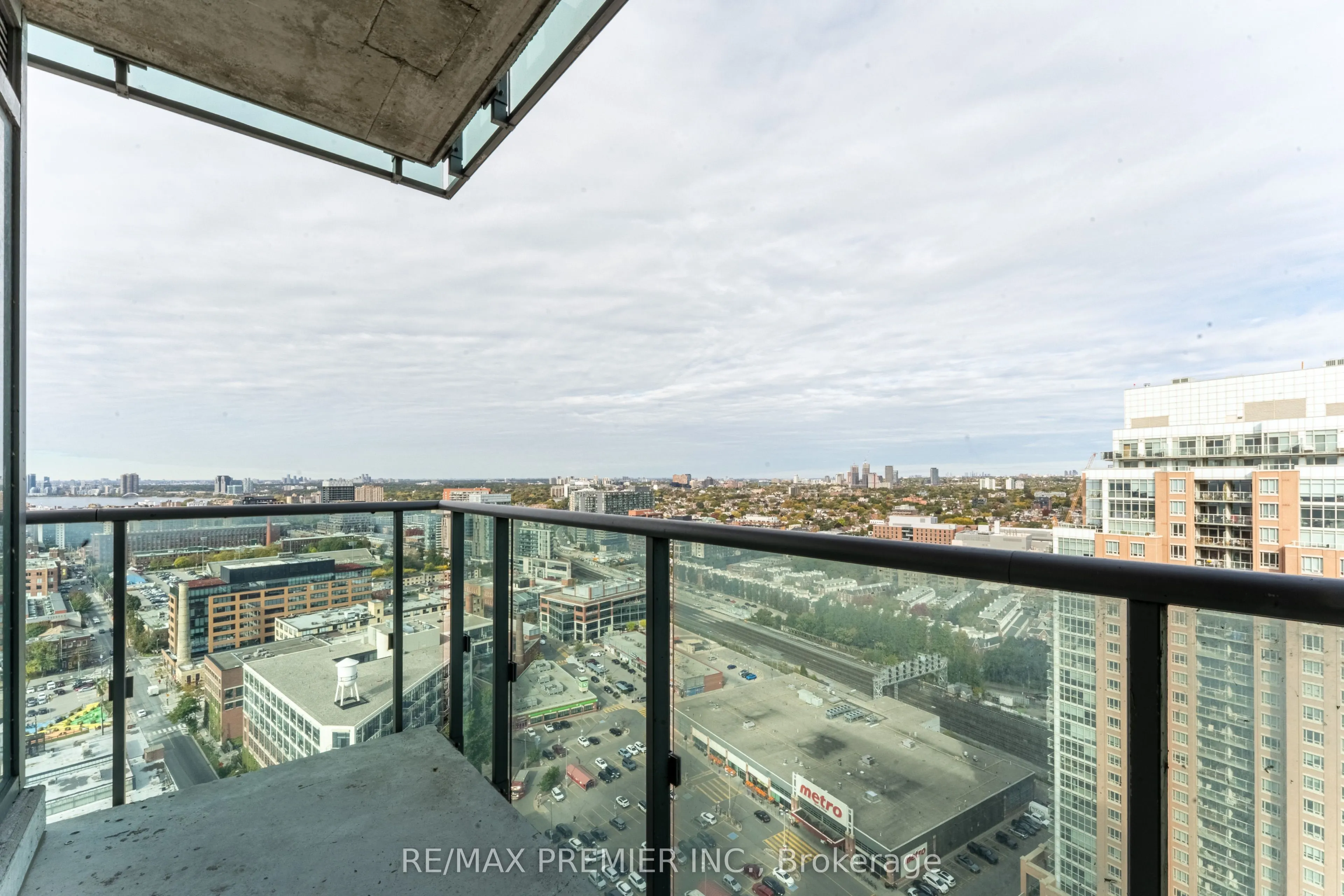 150 East Liberty Street, #2710