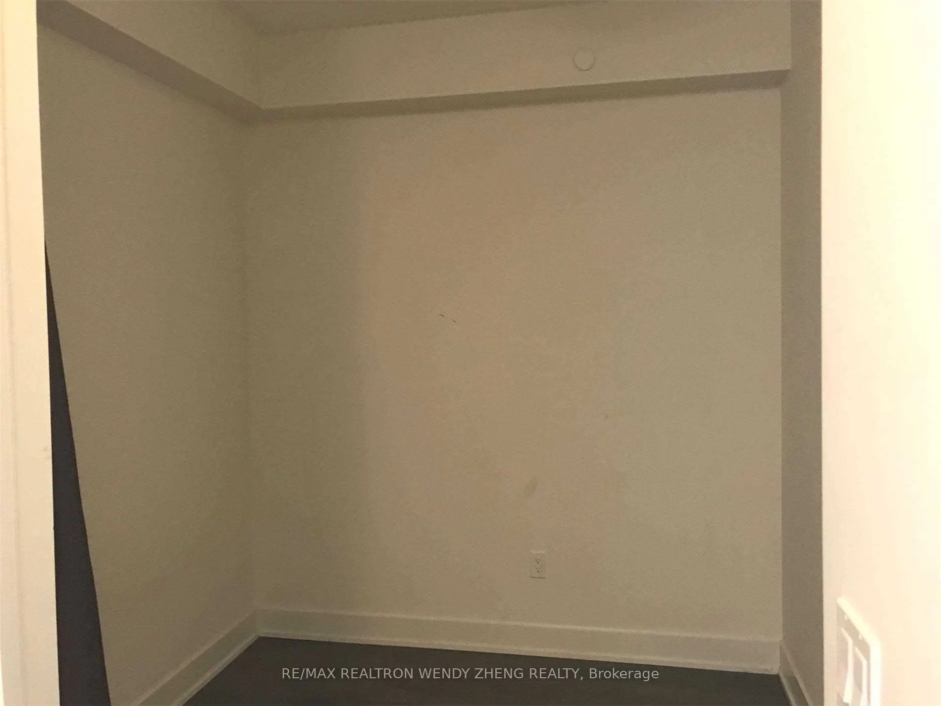 88 Sheppard Avenue E, #1906