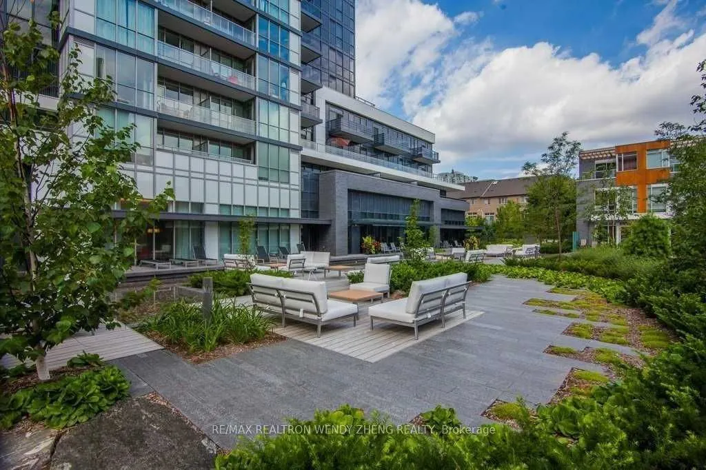 88 Sheppard Avenue E #1906