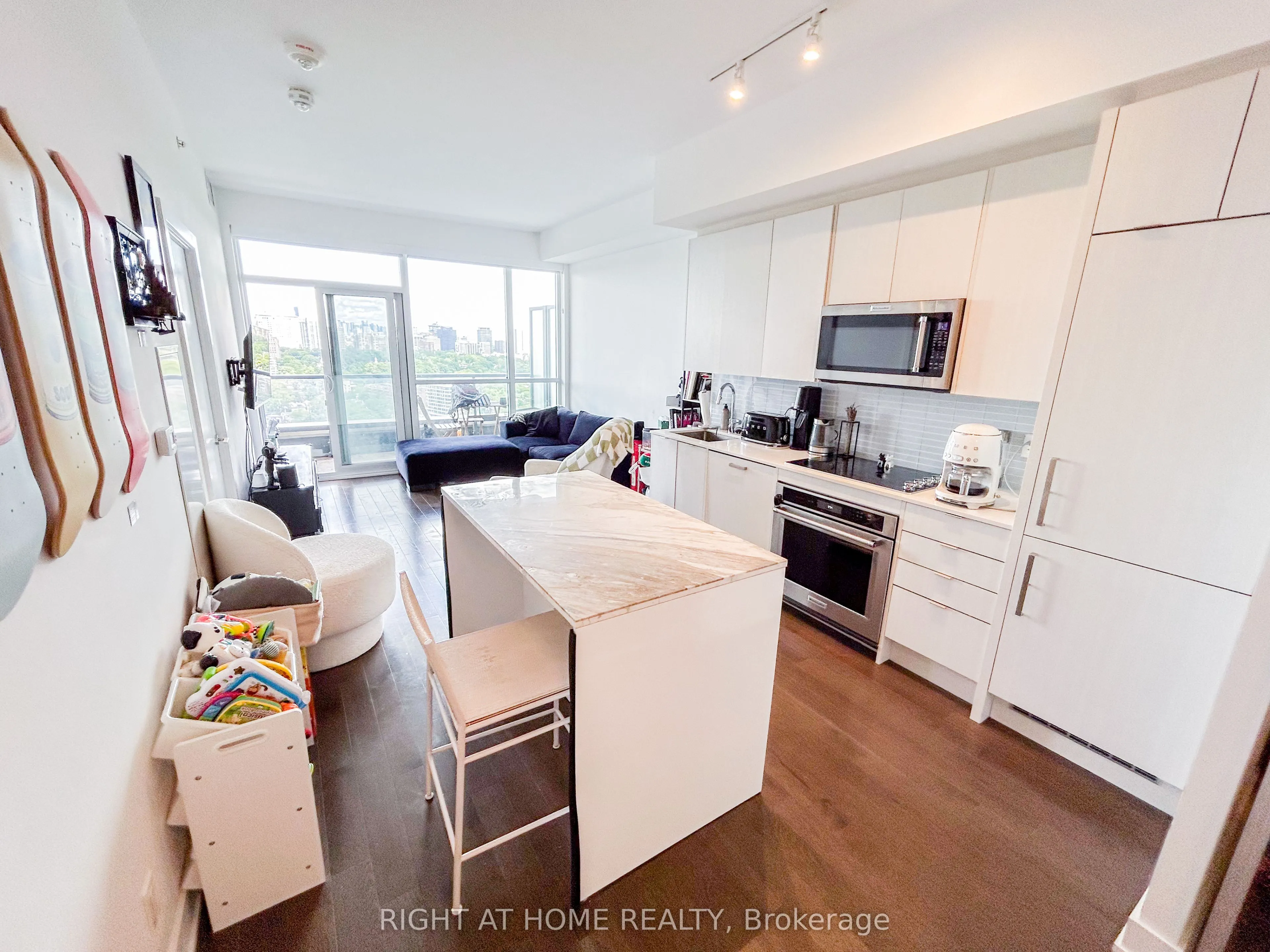 181 Bedford Road, #2403