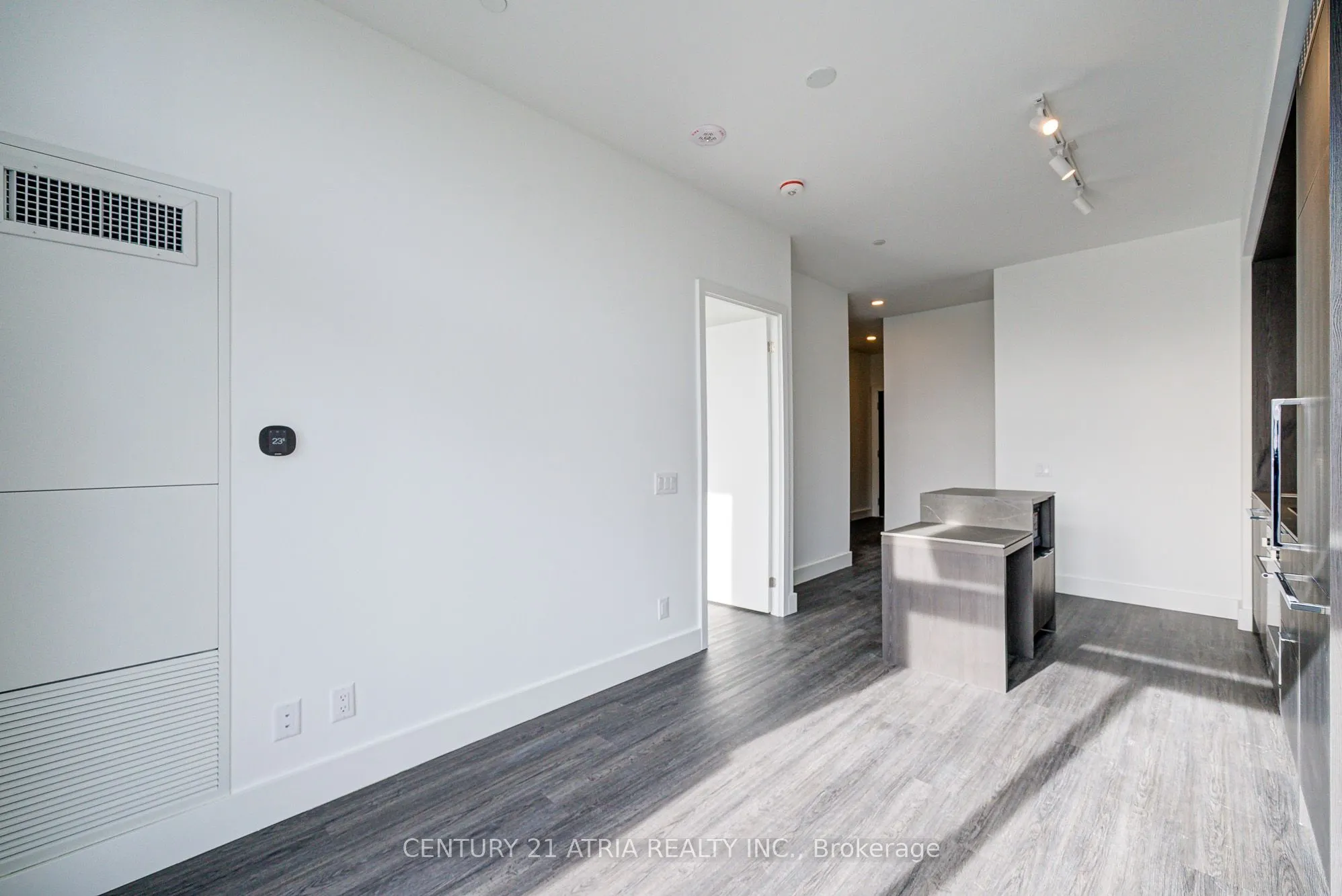 625 Sheppard Avenue E, #709