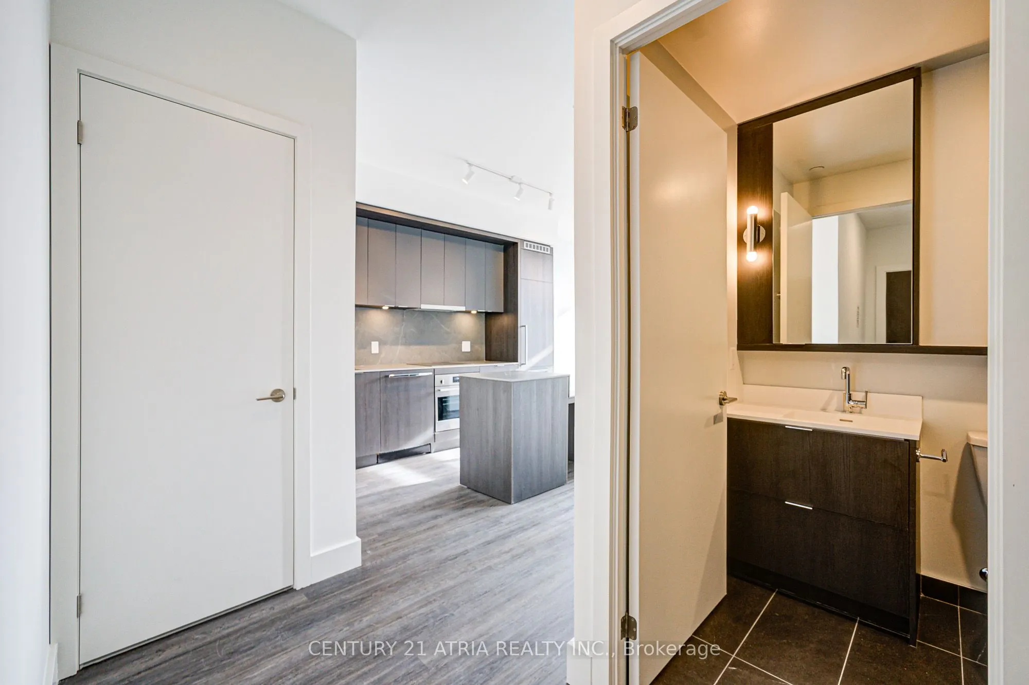 625 Sheppard Avenue E, #709