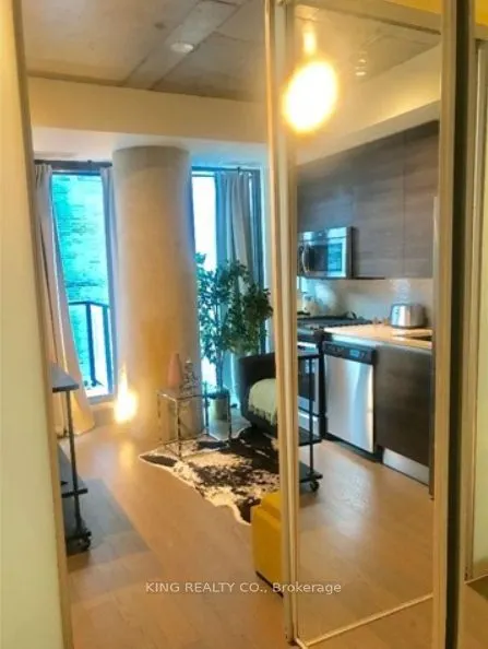 111 Bathurst Street, #1501
