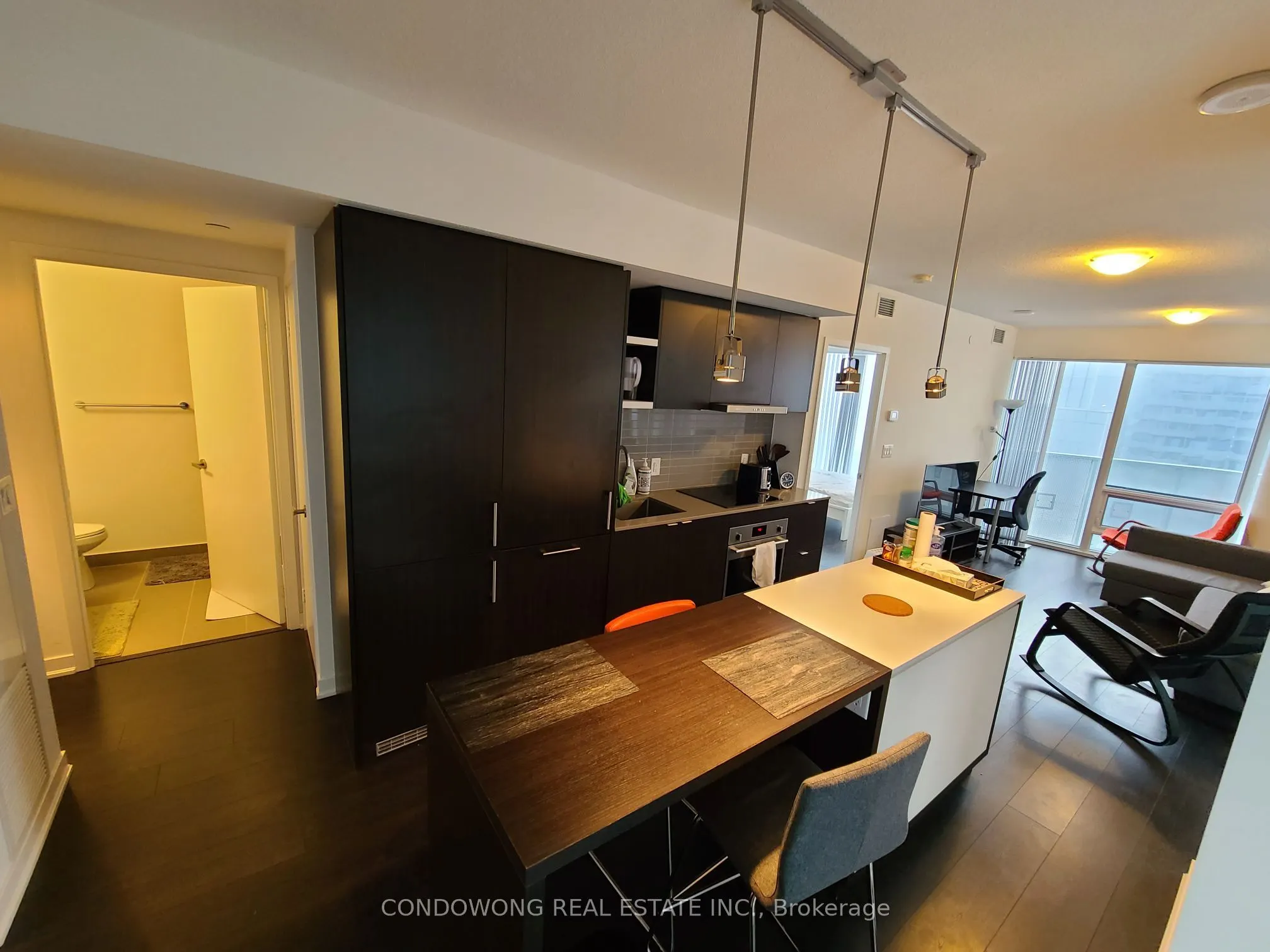 100 Harbour Street, #4110