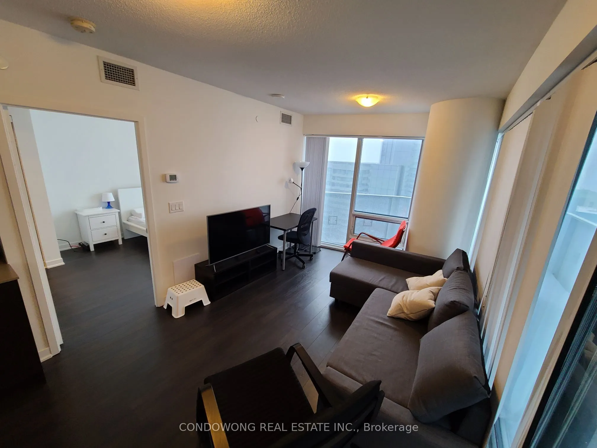 100 Harbour Street, #4110