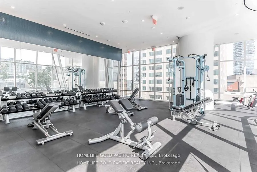 1 Bloor Street E, #3001