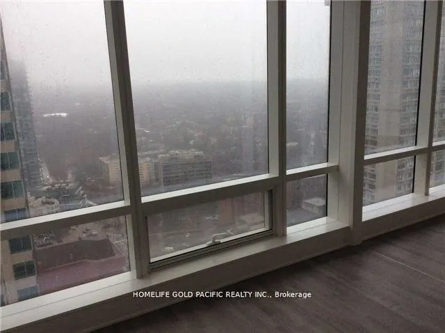 1 Bloor Street E, #3001