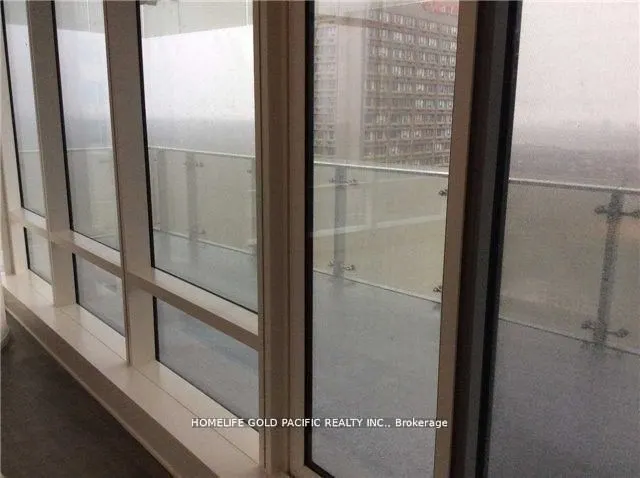 1 Bloor Street E, #3001