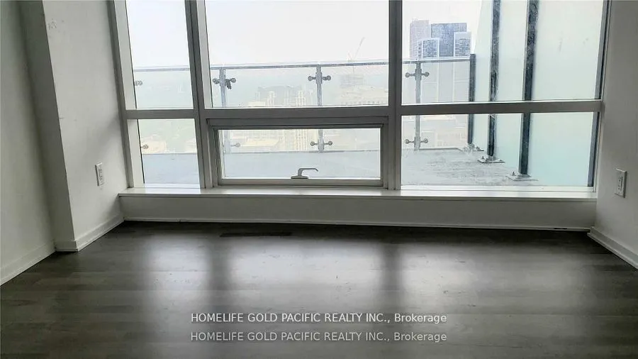 1 Bloor Street E, #3001