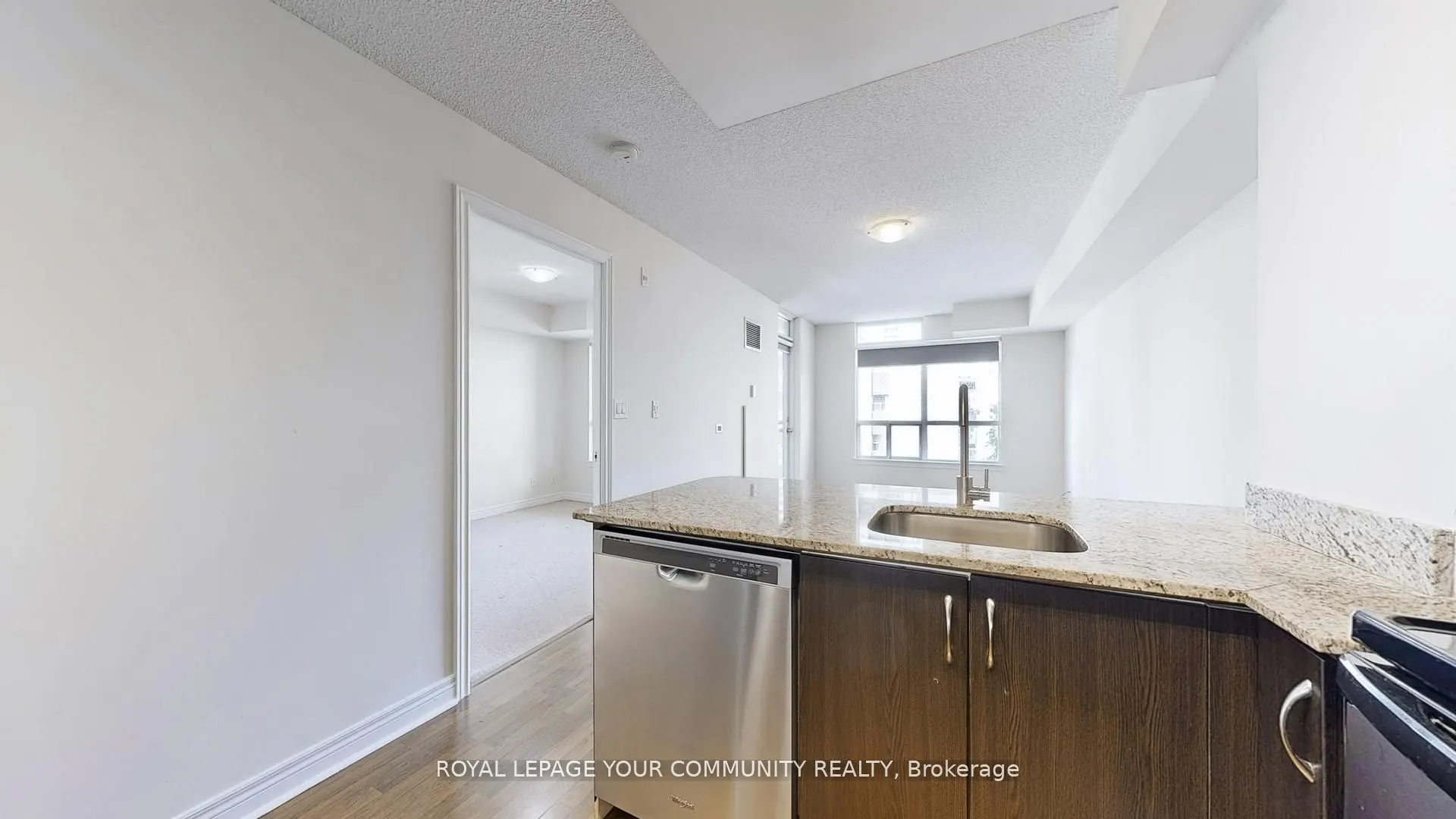 225 wellesley Street, #610