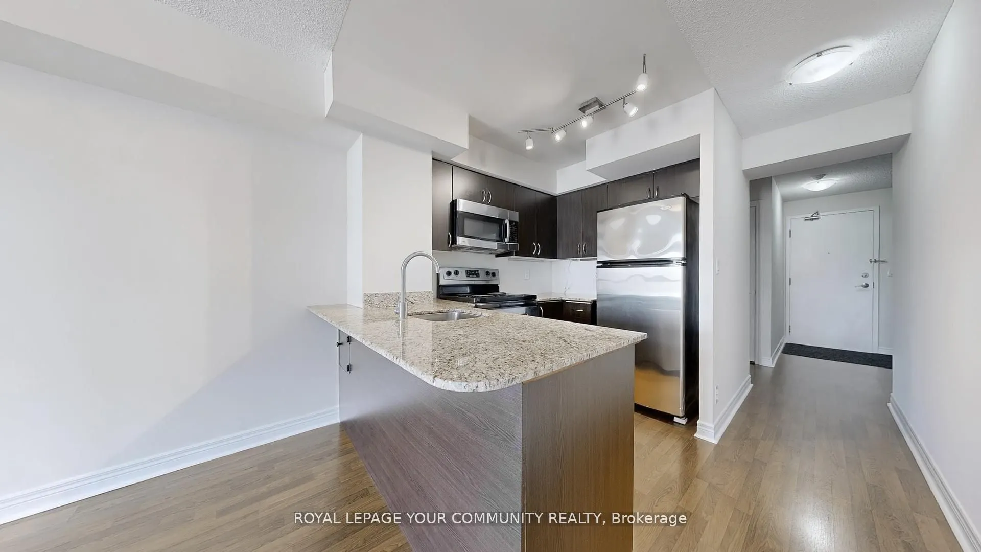 225 wellesley Street, #610