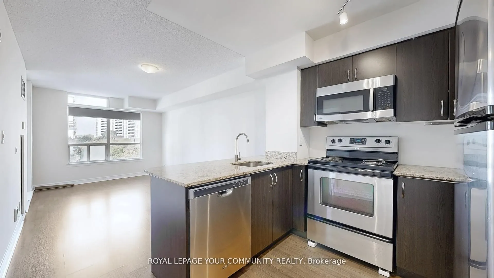 225 wellesley Street, #610