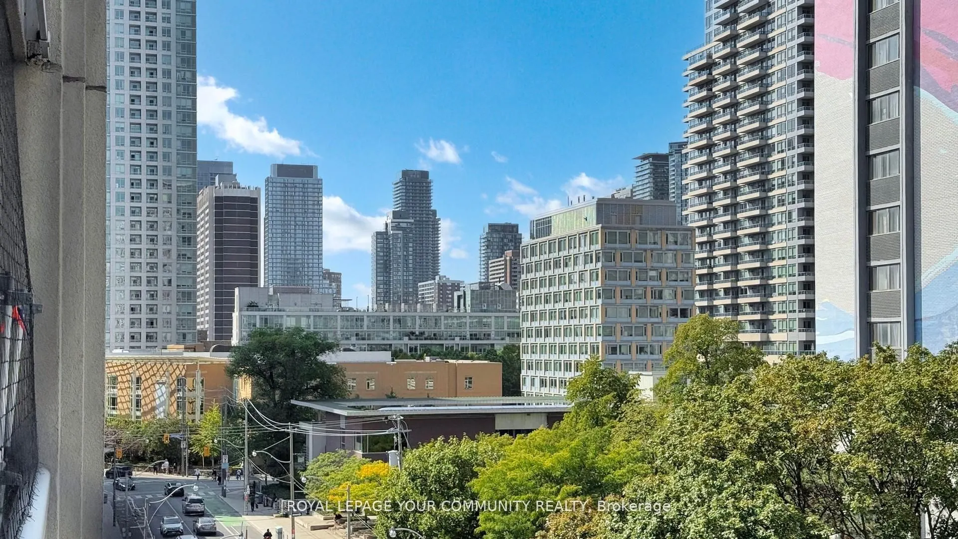 225 wellesley Street, #610