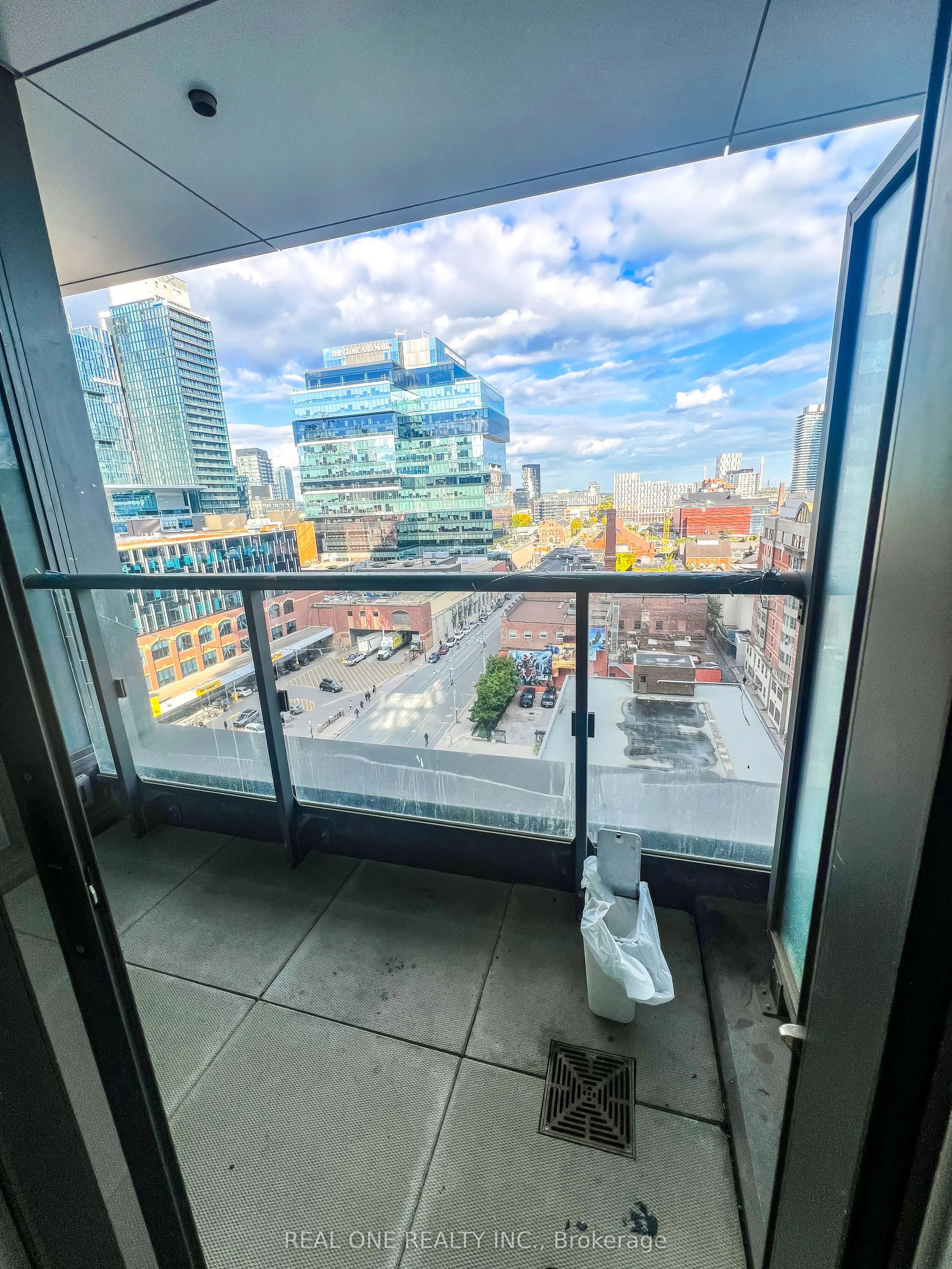 70 Princess Street E, #1003E