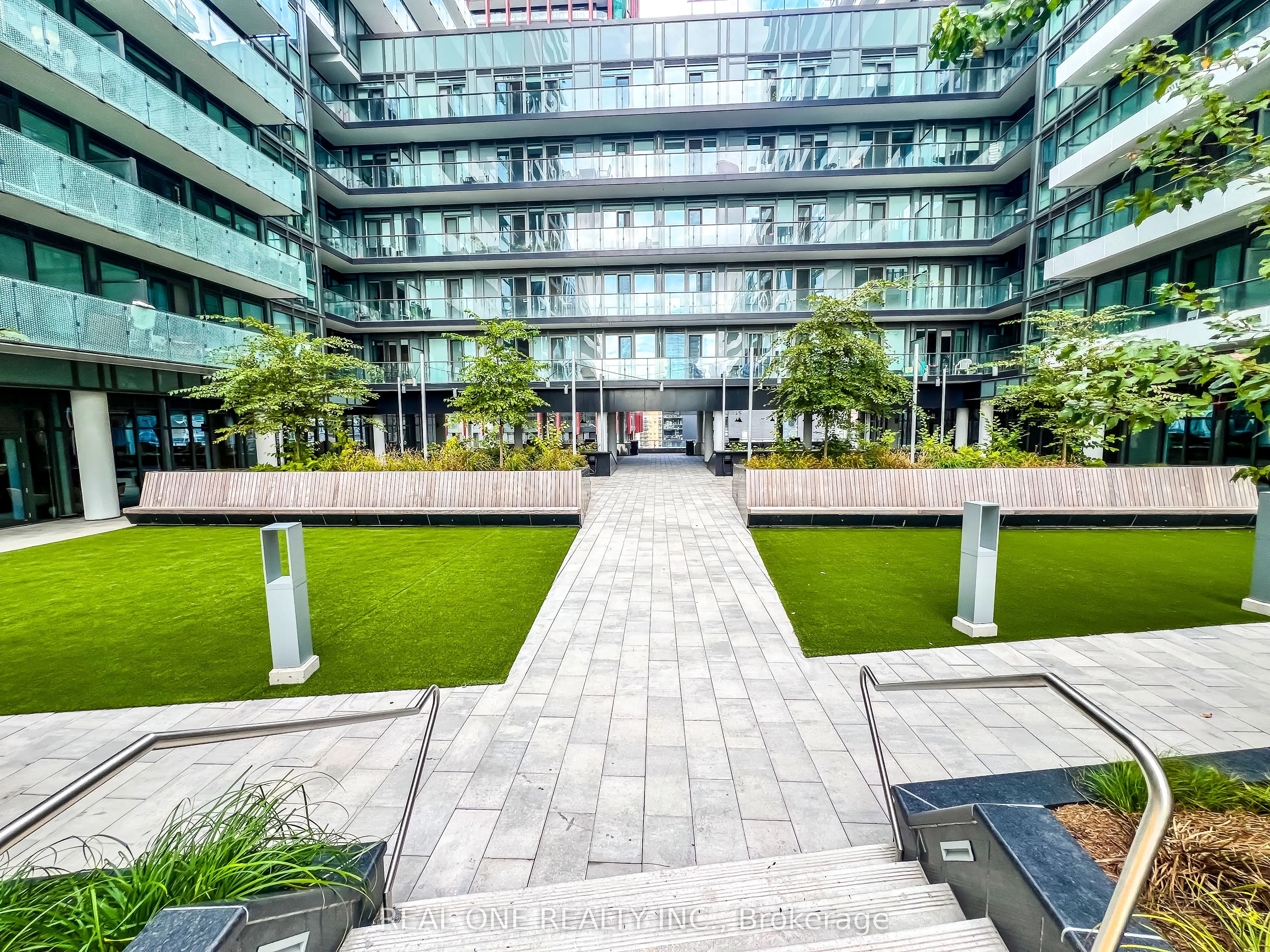 70 Princess Street E, #1003E