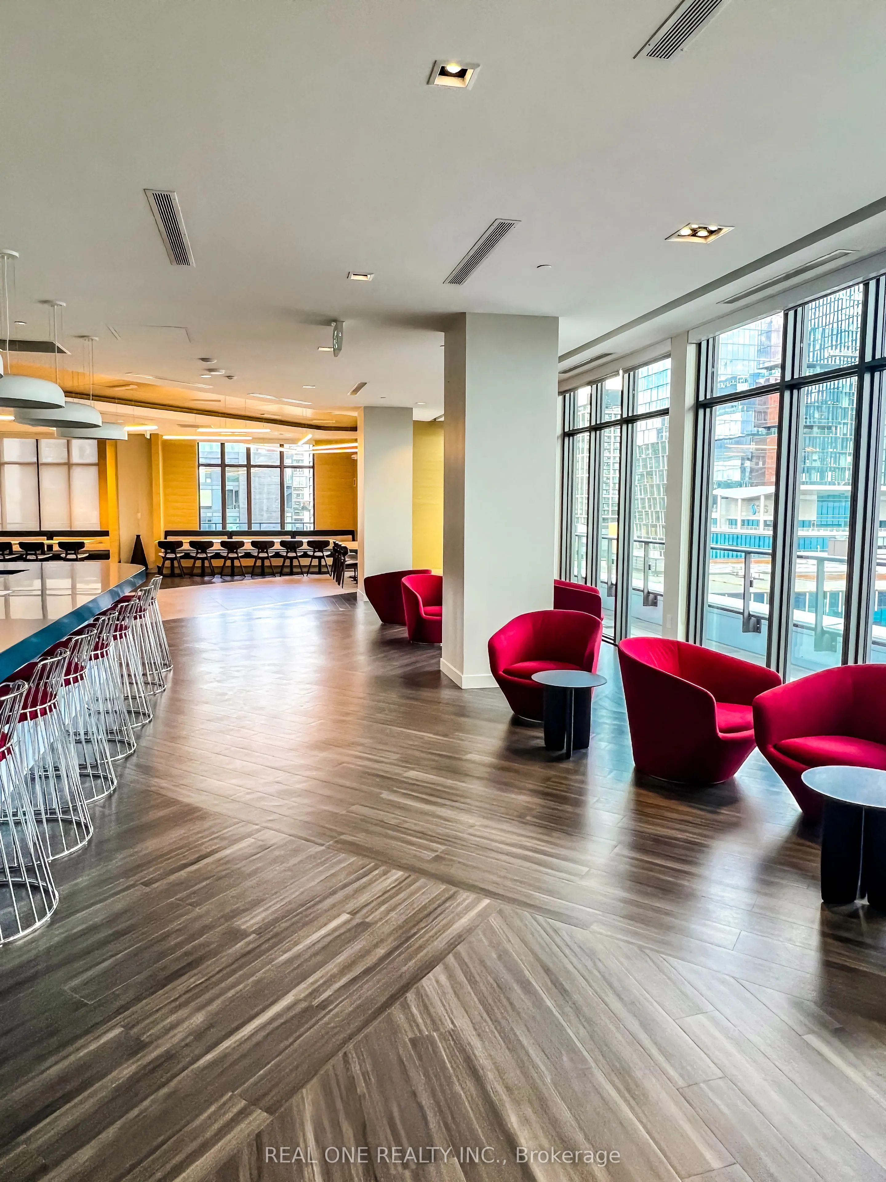 70 Princess Street E, #1003E