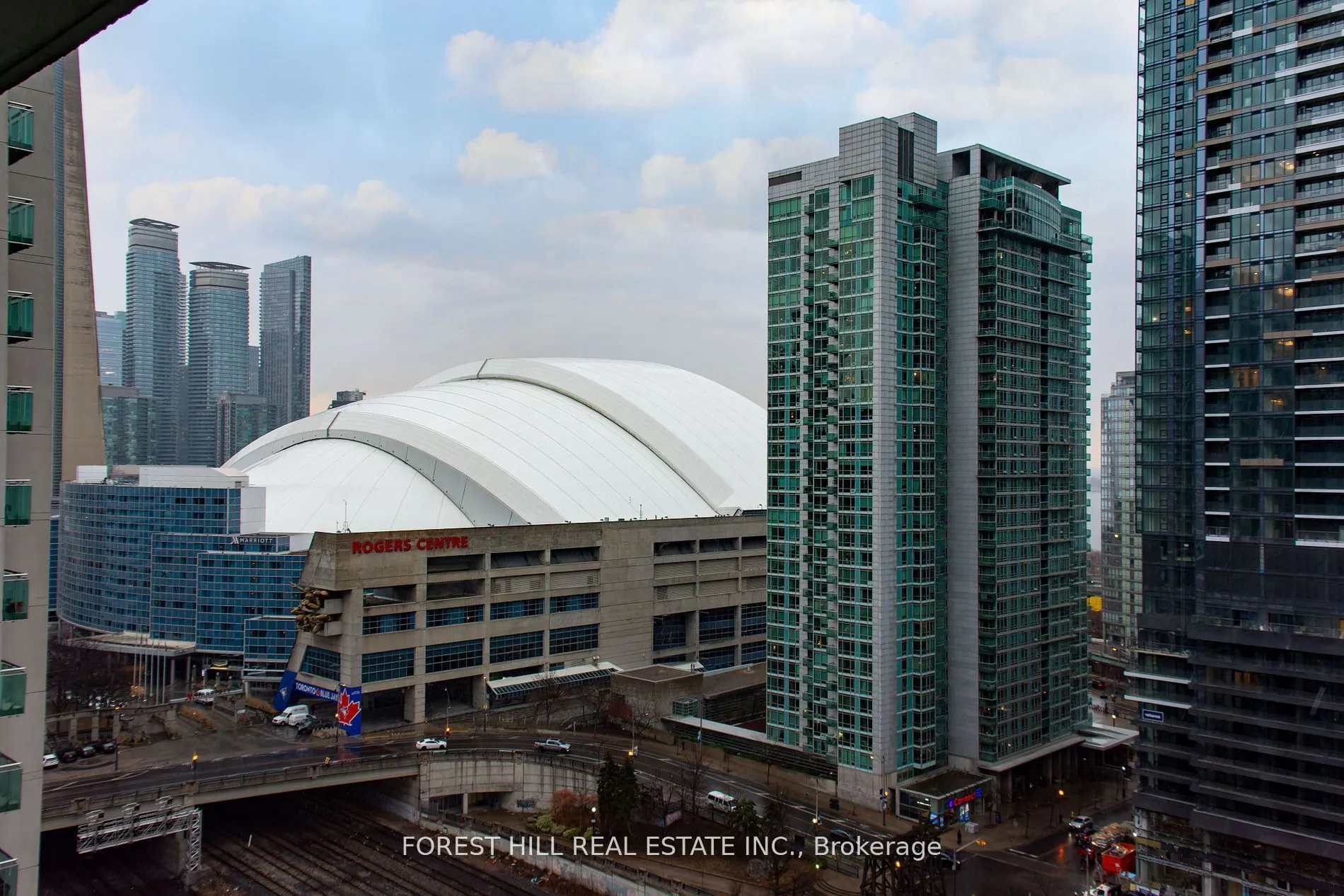 397 Front Street W, #2211