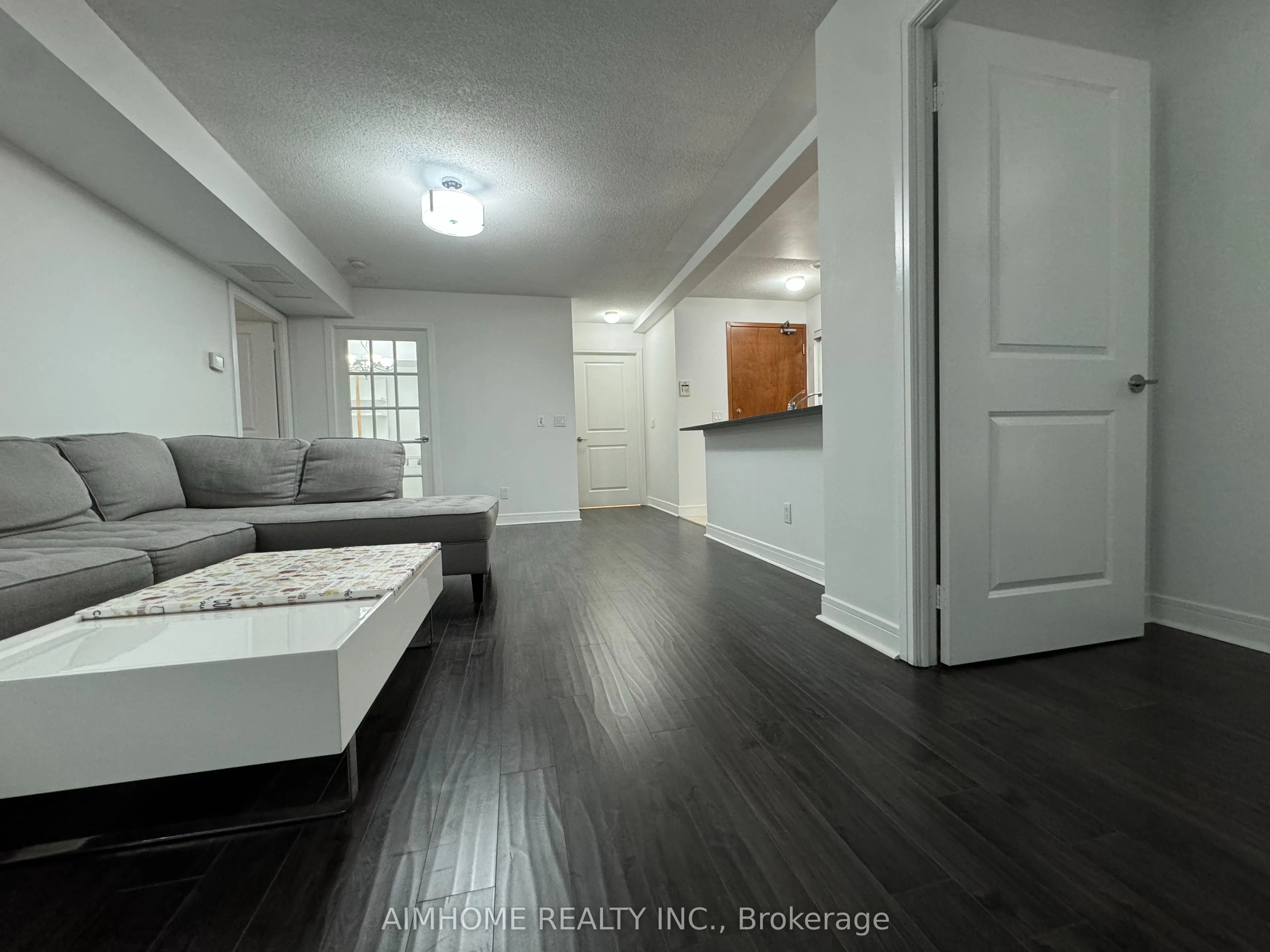 35 Bales Avenue, #1816
