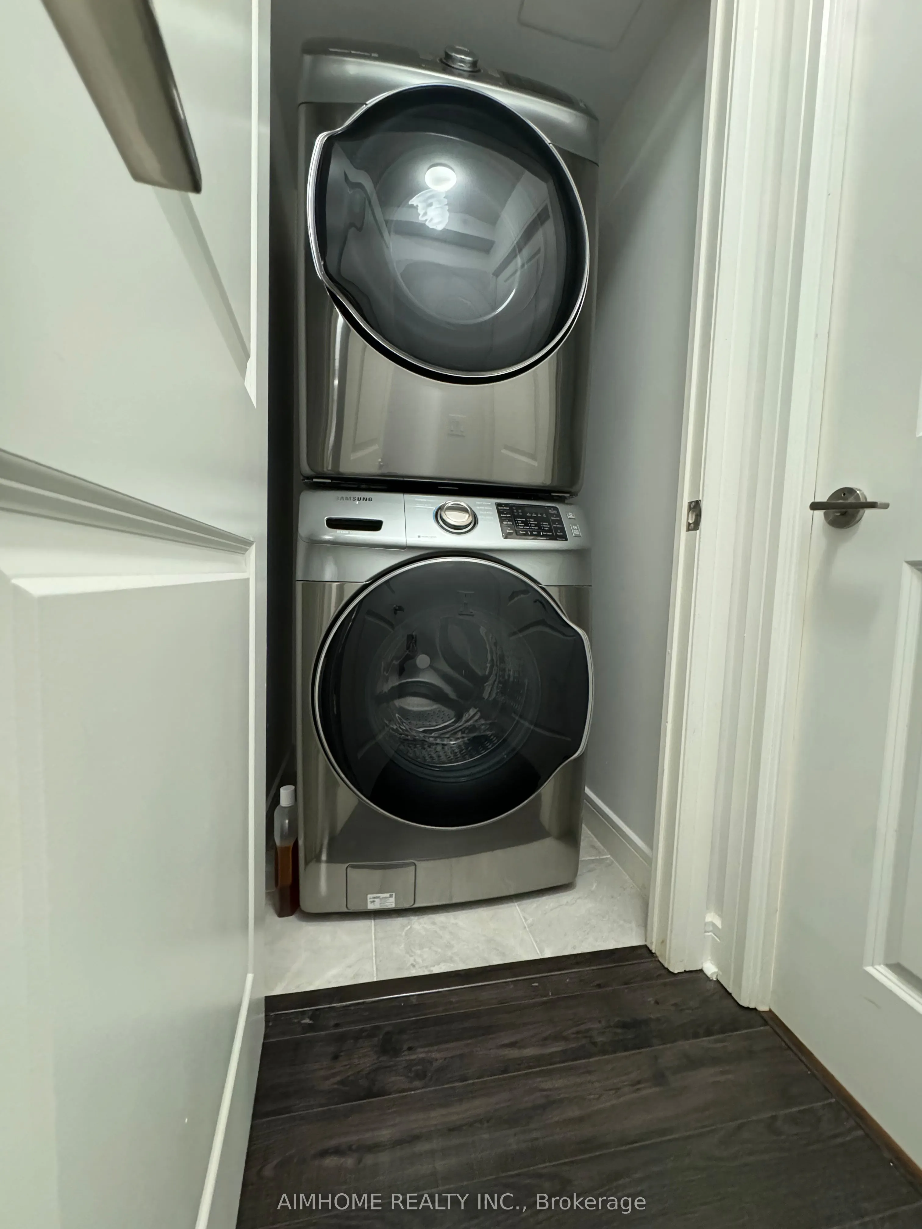 35 Bales Avenue, #1816