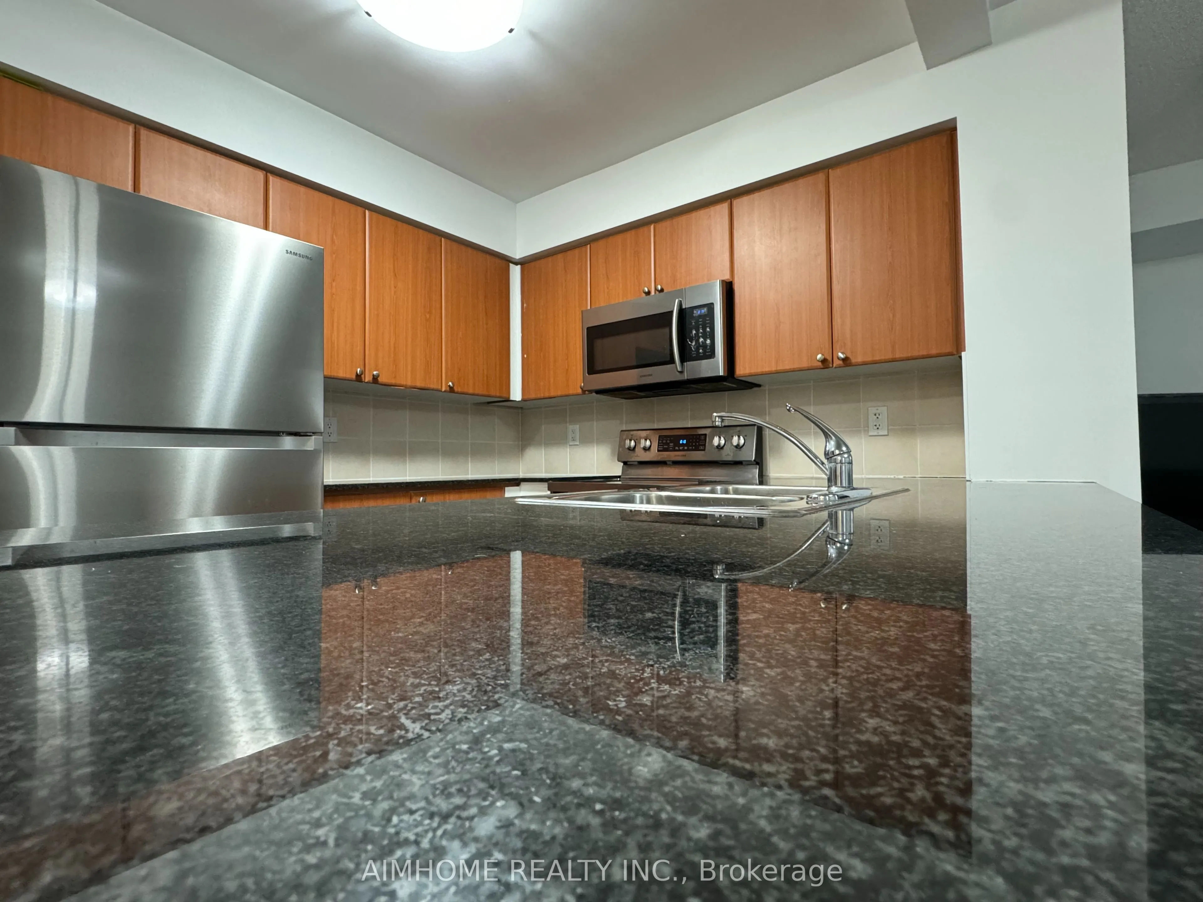 35 Bales Avenue, #1816