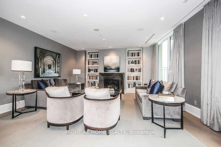 181 Davenport Road, #306