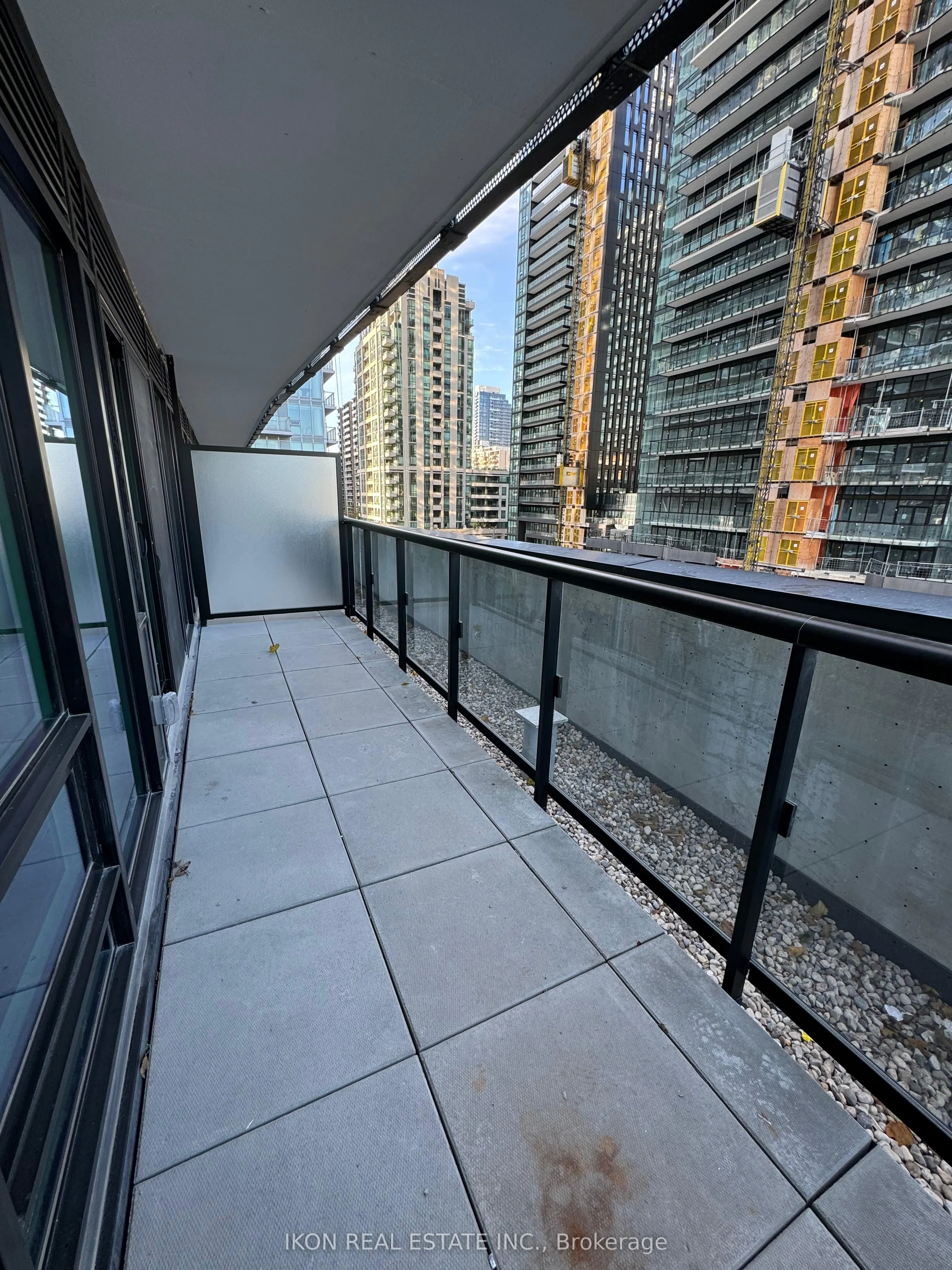 117 Broadway Avenue, #702