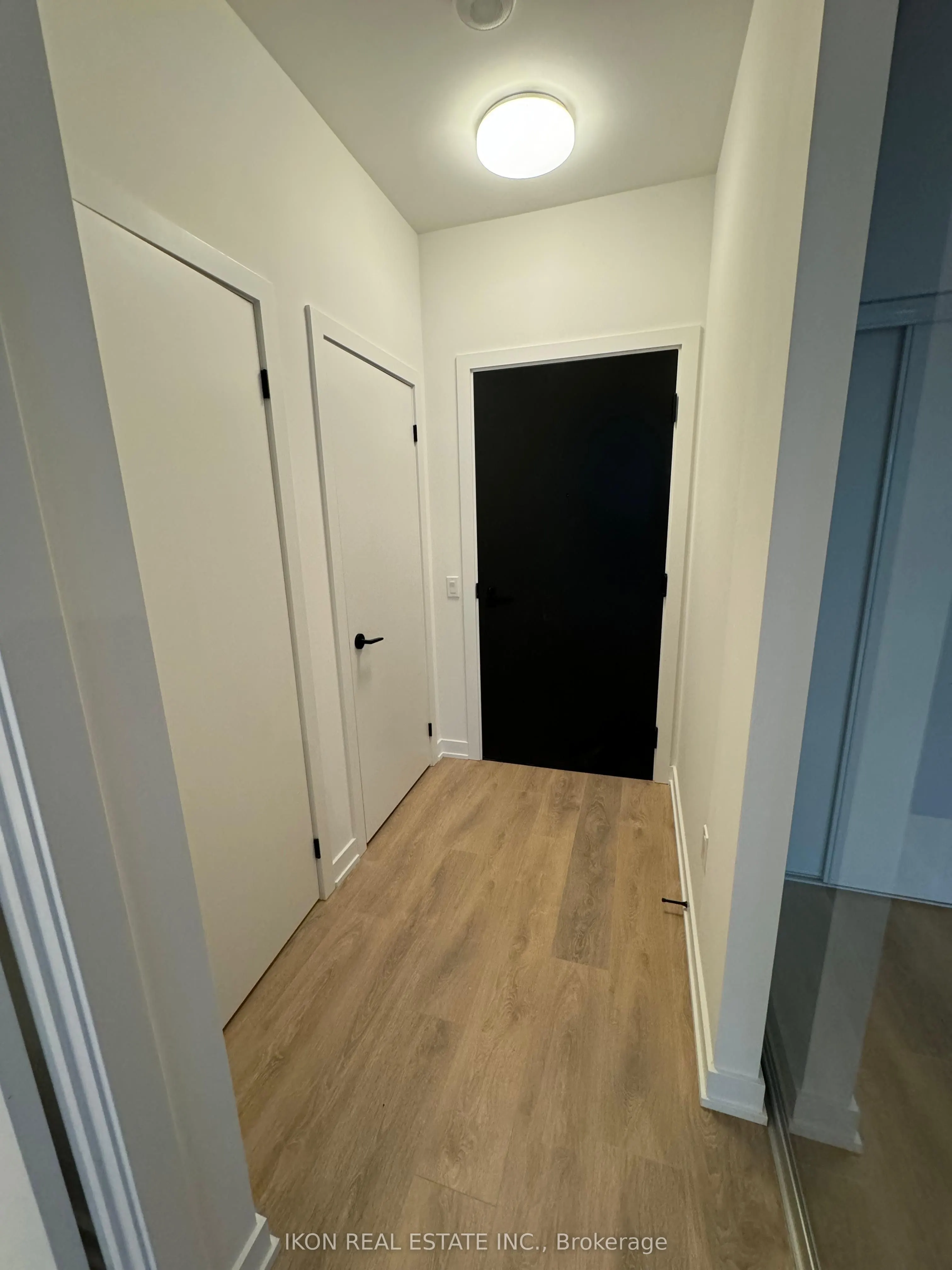 117 Broadway Avenue, #702