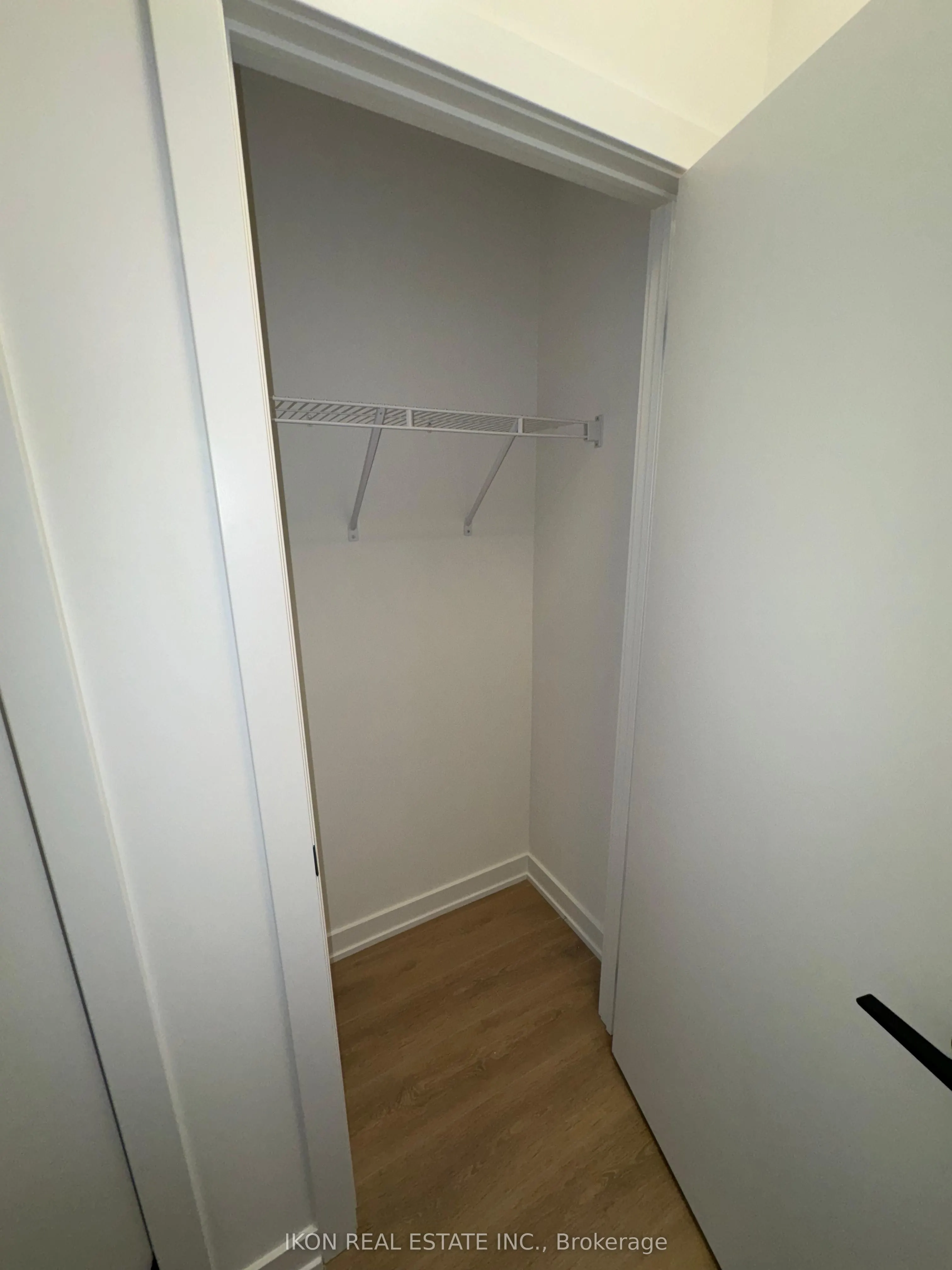 117 Broadway Avenue, #702
