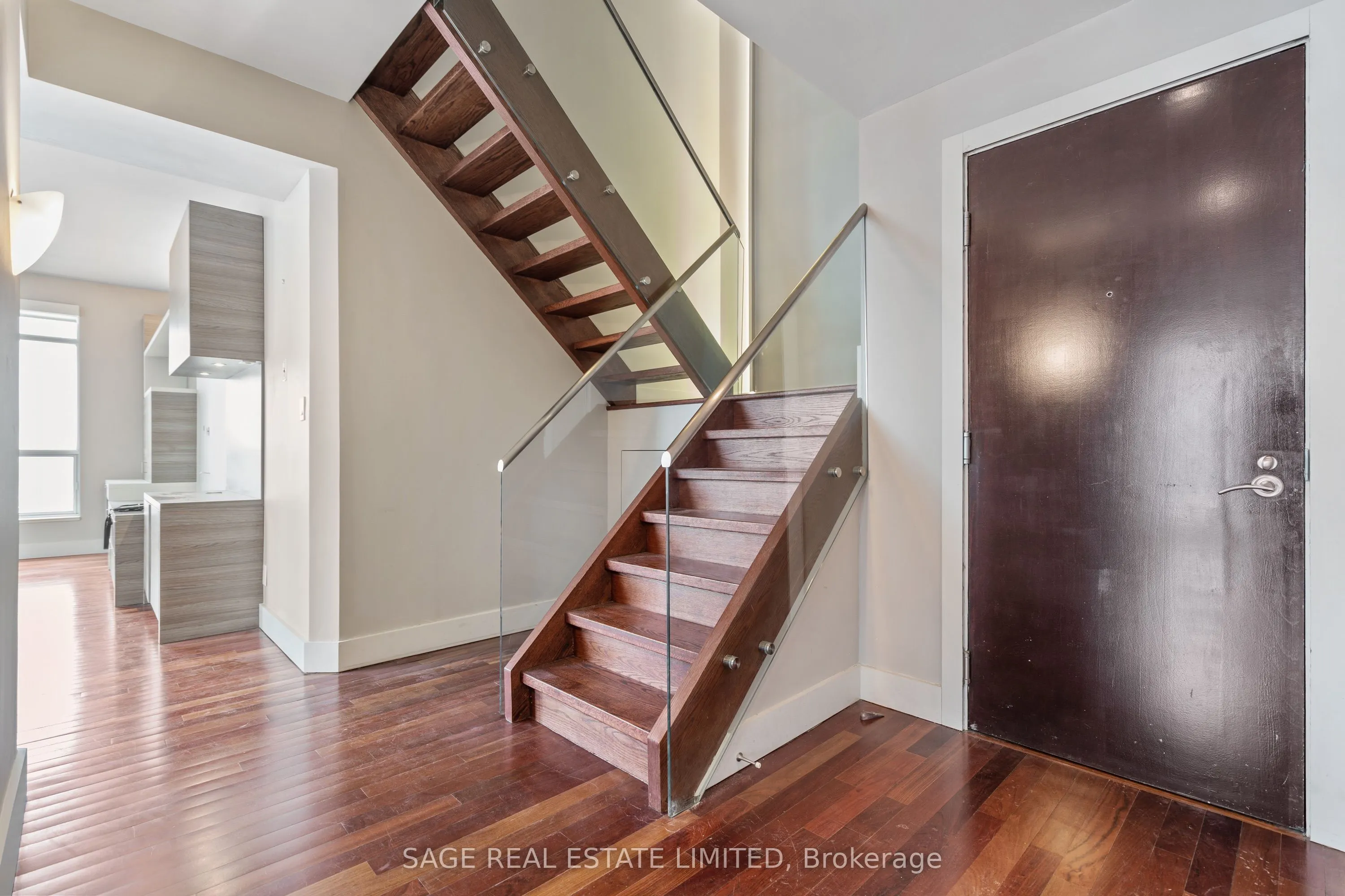 410 Queens Quay W, #LPH8