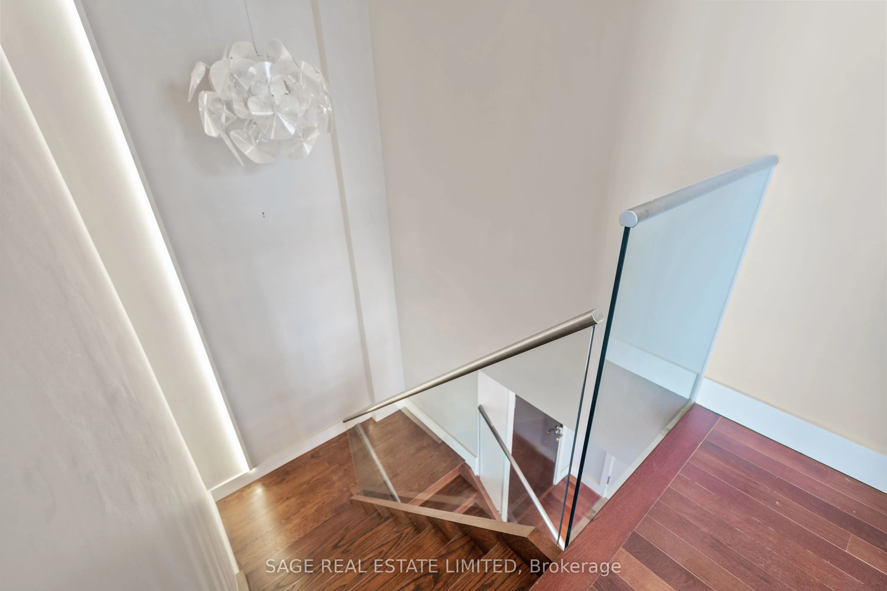 410 Queens Quay W, #LPH8