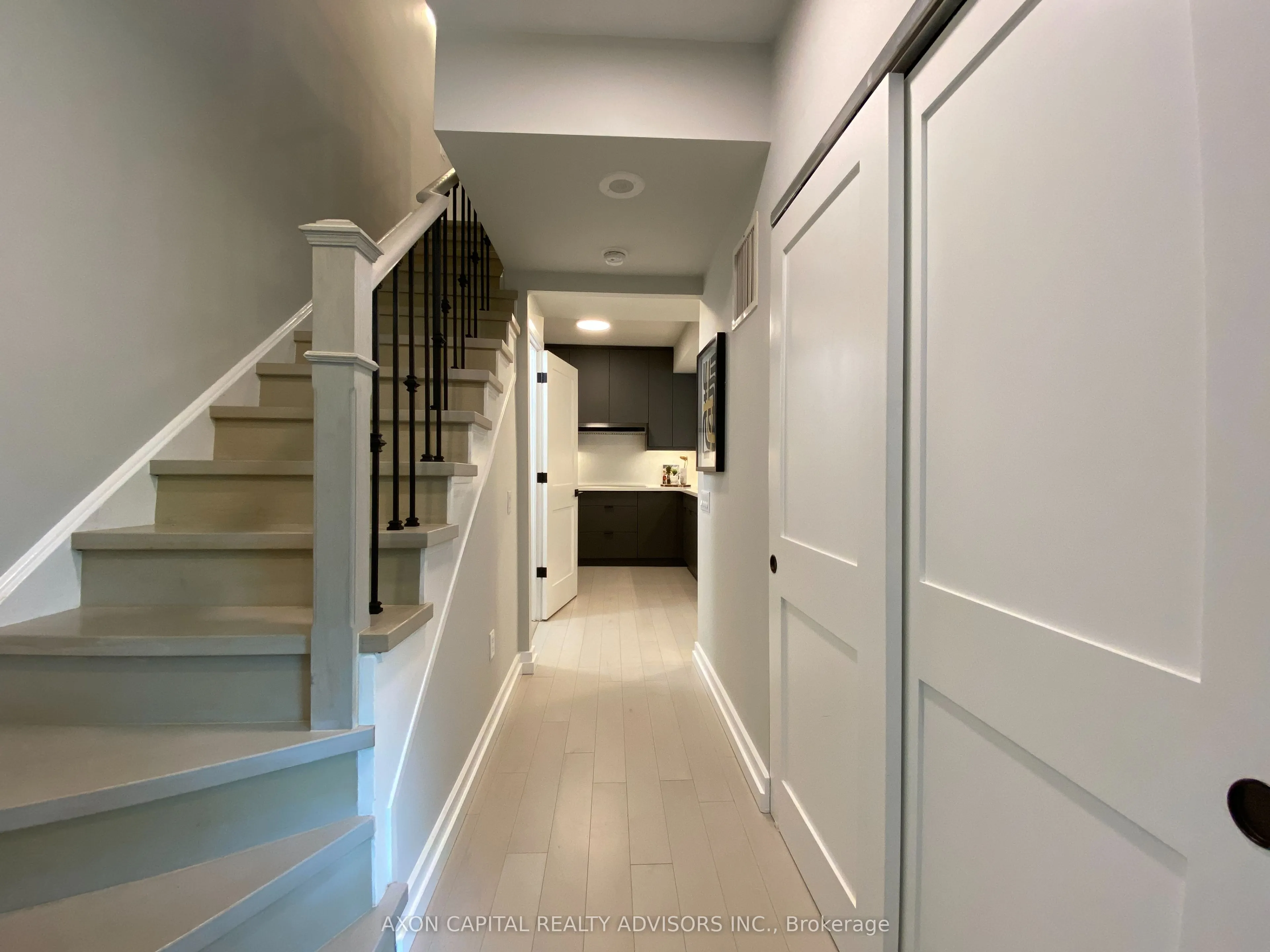 59 Mcmurrich Street, #13