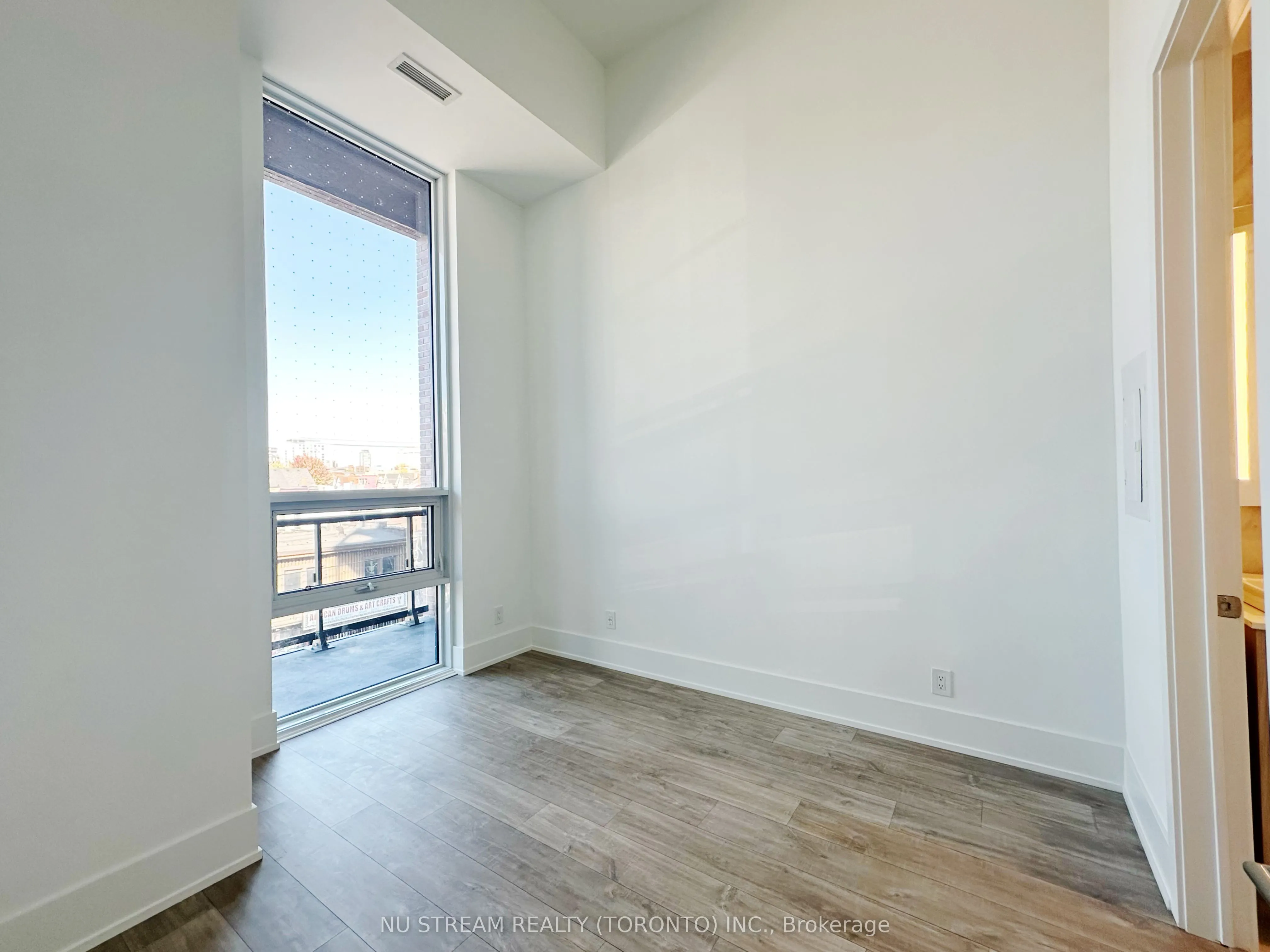 115 Denison Avenue, #413