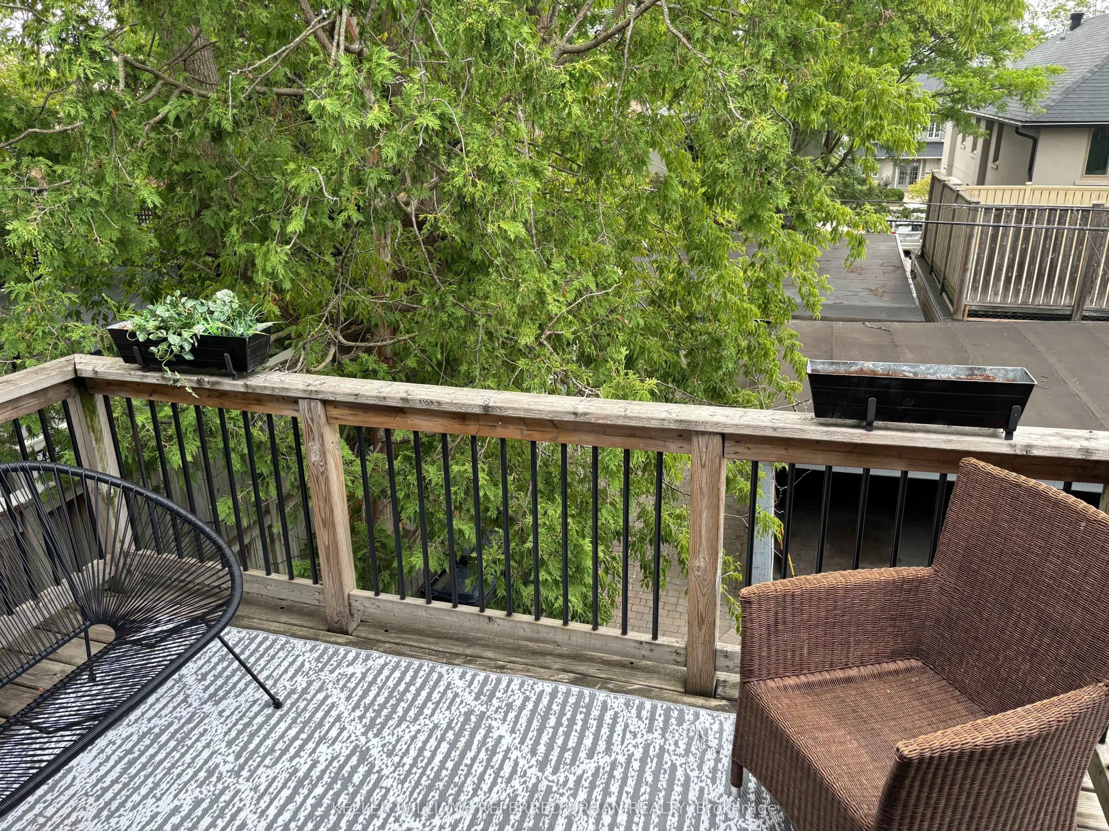 971 Avenue Road, #Upper