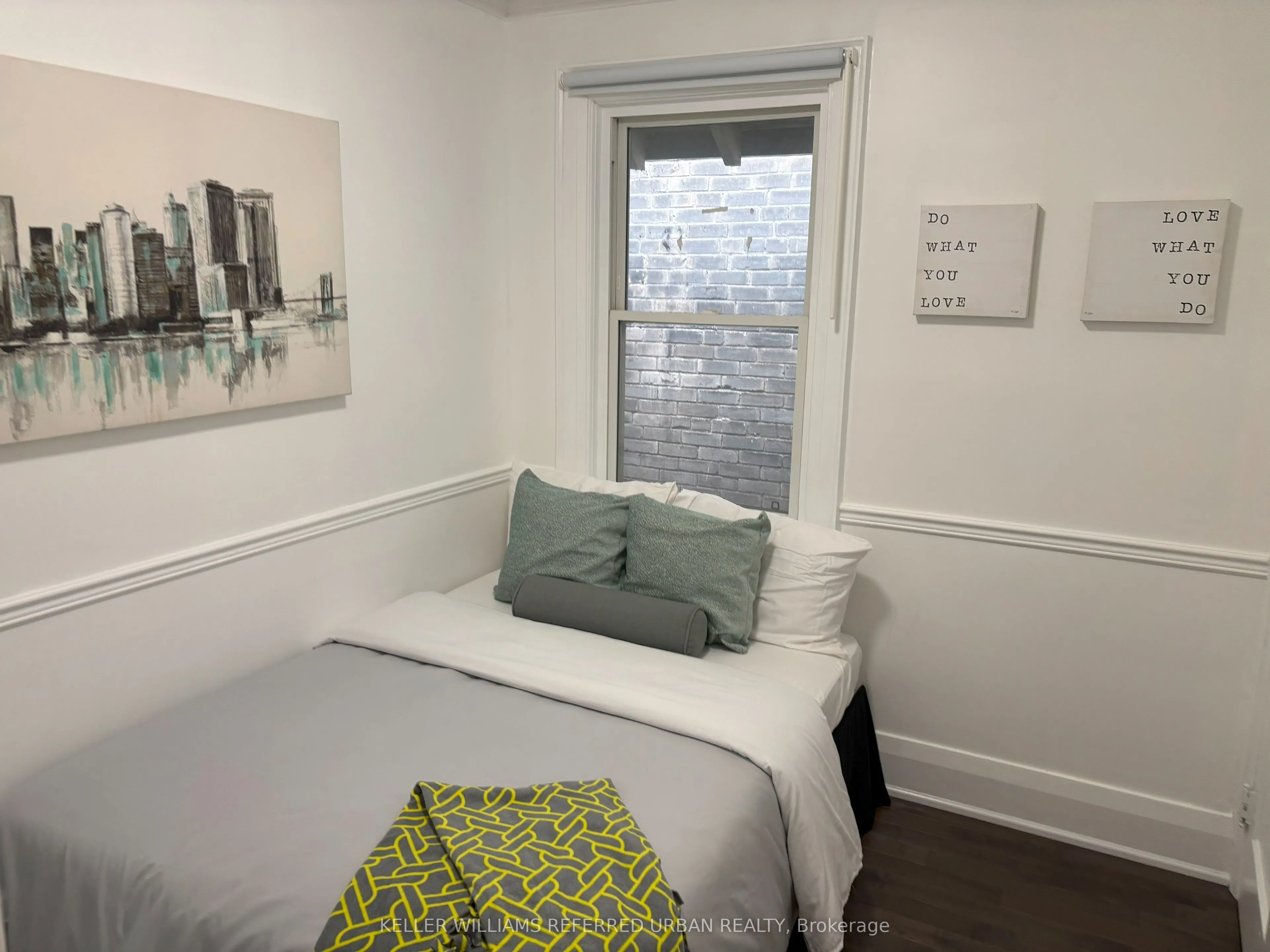 971 Avenue Road, #Upper
