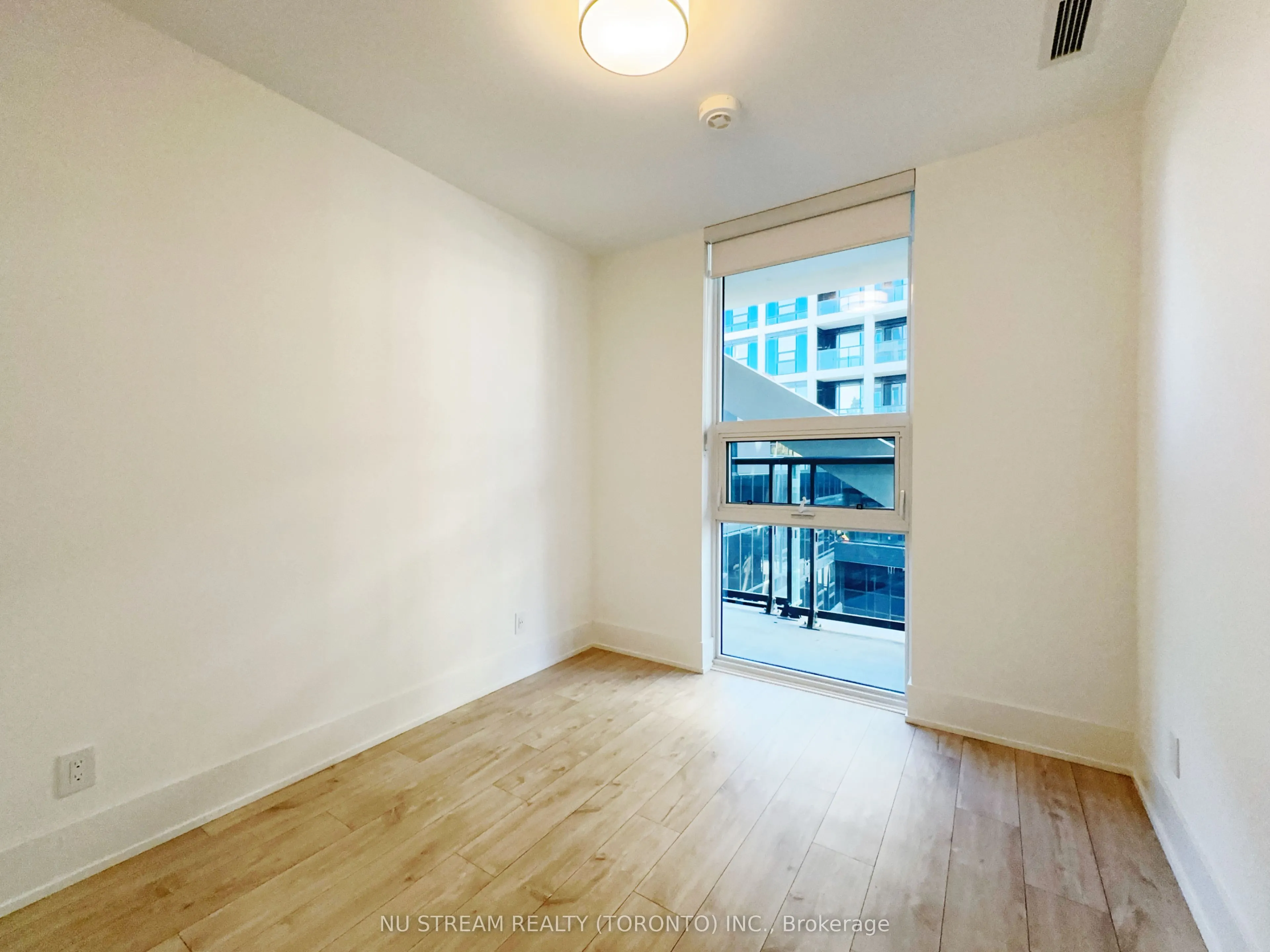 115 Denison Avenue, #519