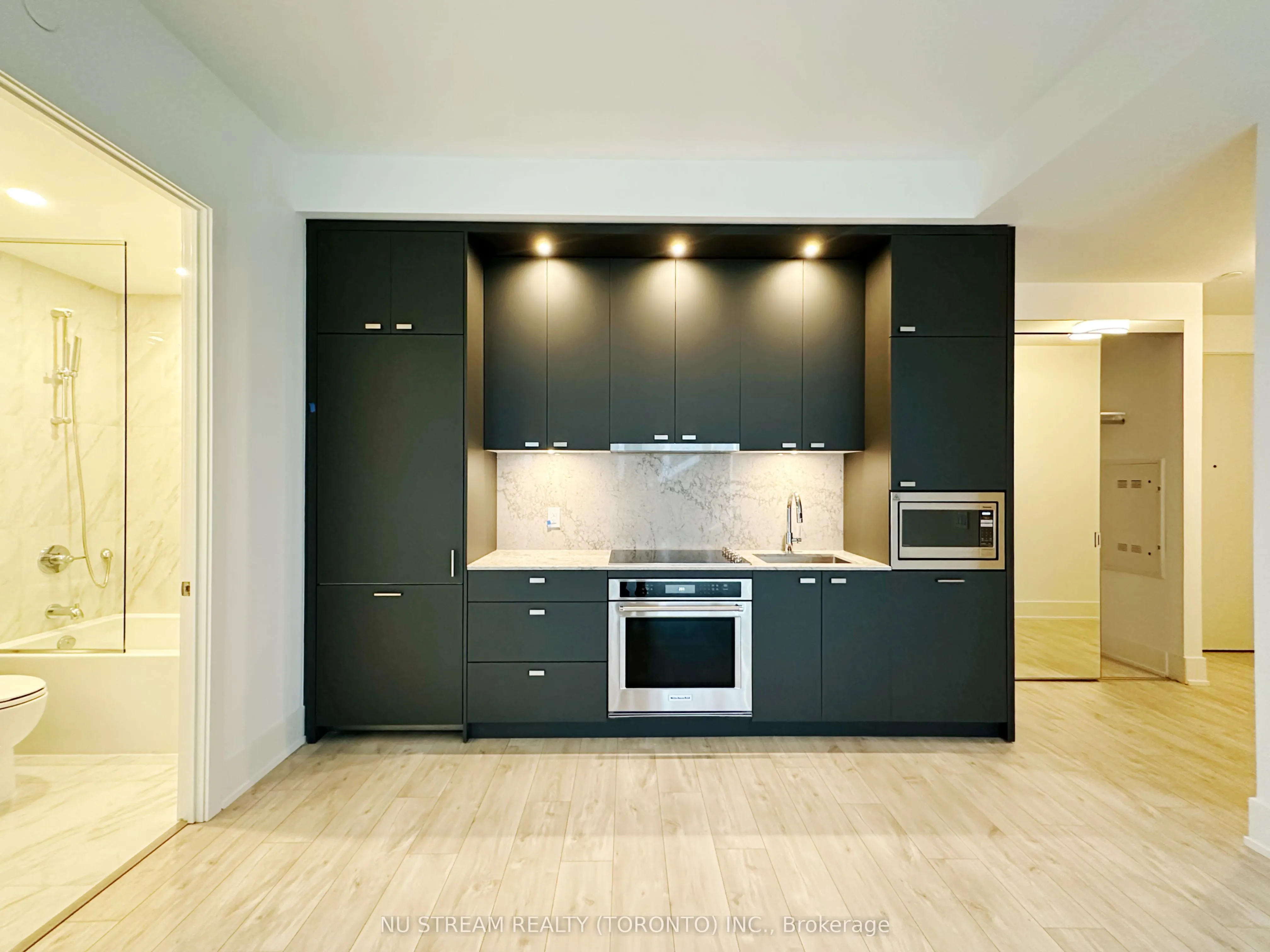 115 Denison Avenue, #519
