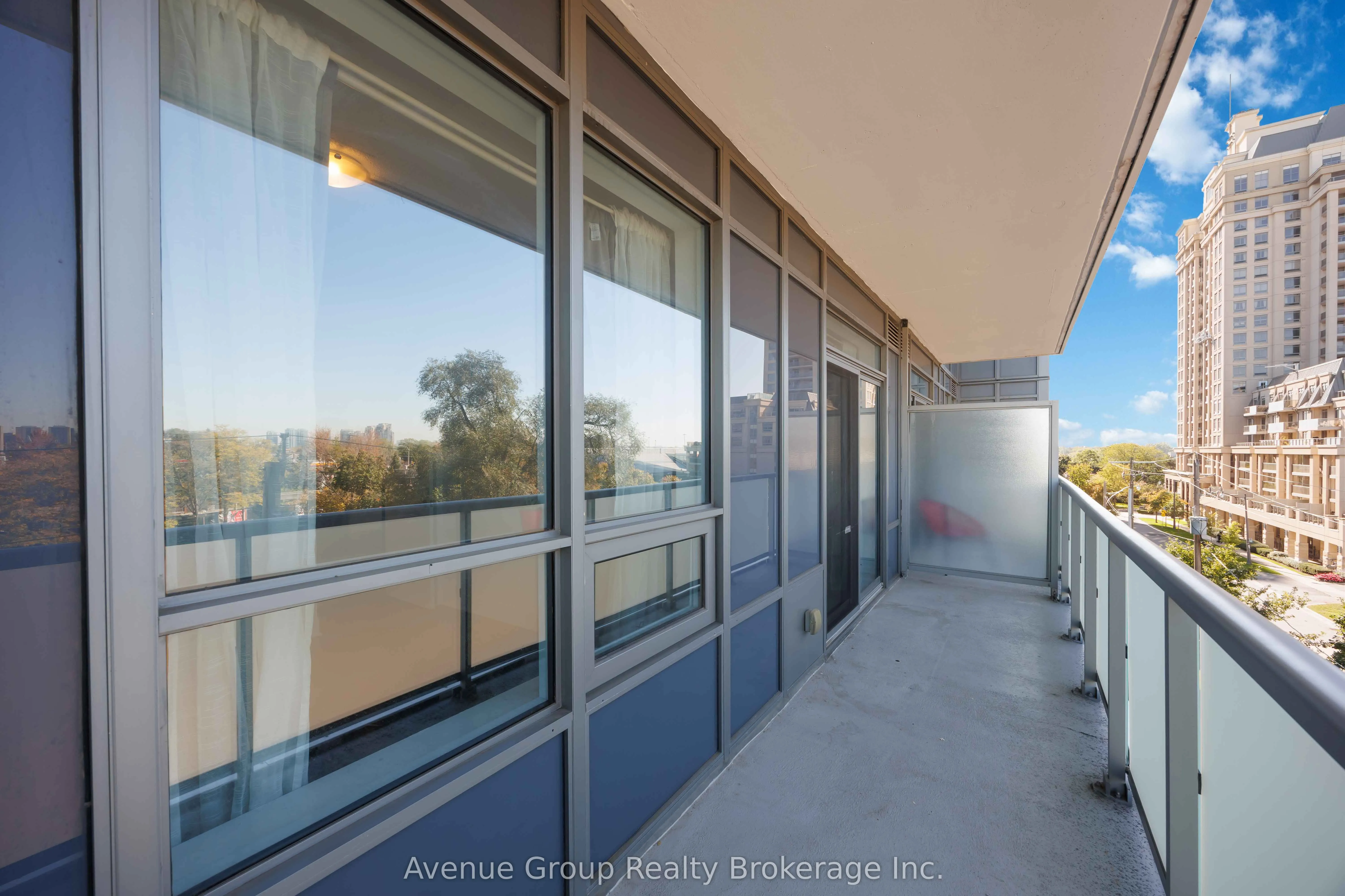 7 Kenaston Gardens, #316